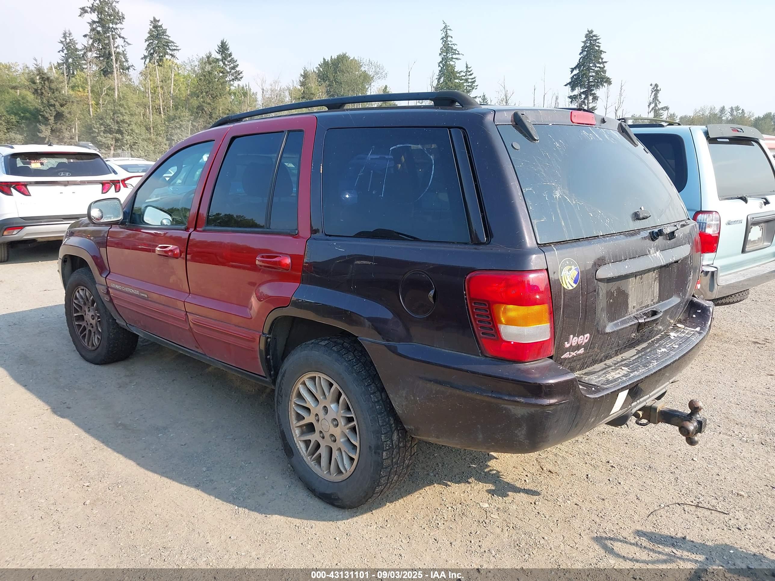 JEEP GRAND image 3