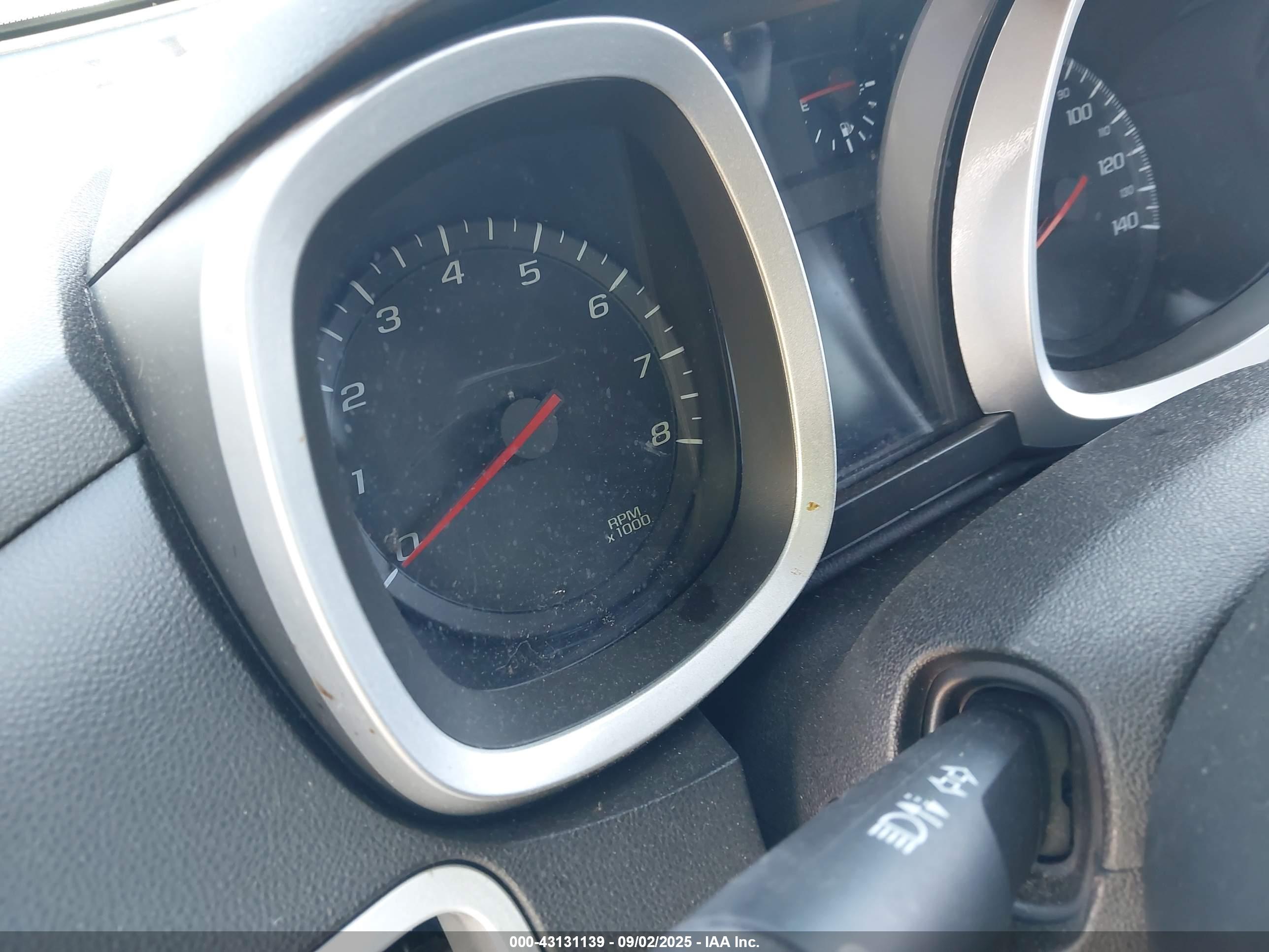 CHEVROLET EQUINOX image 7