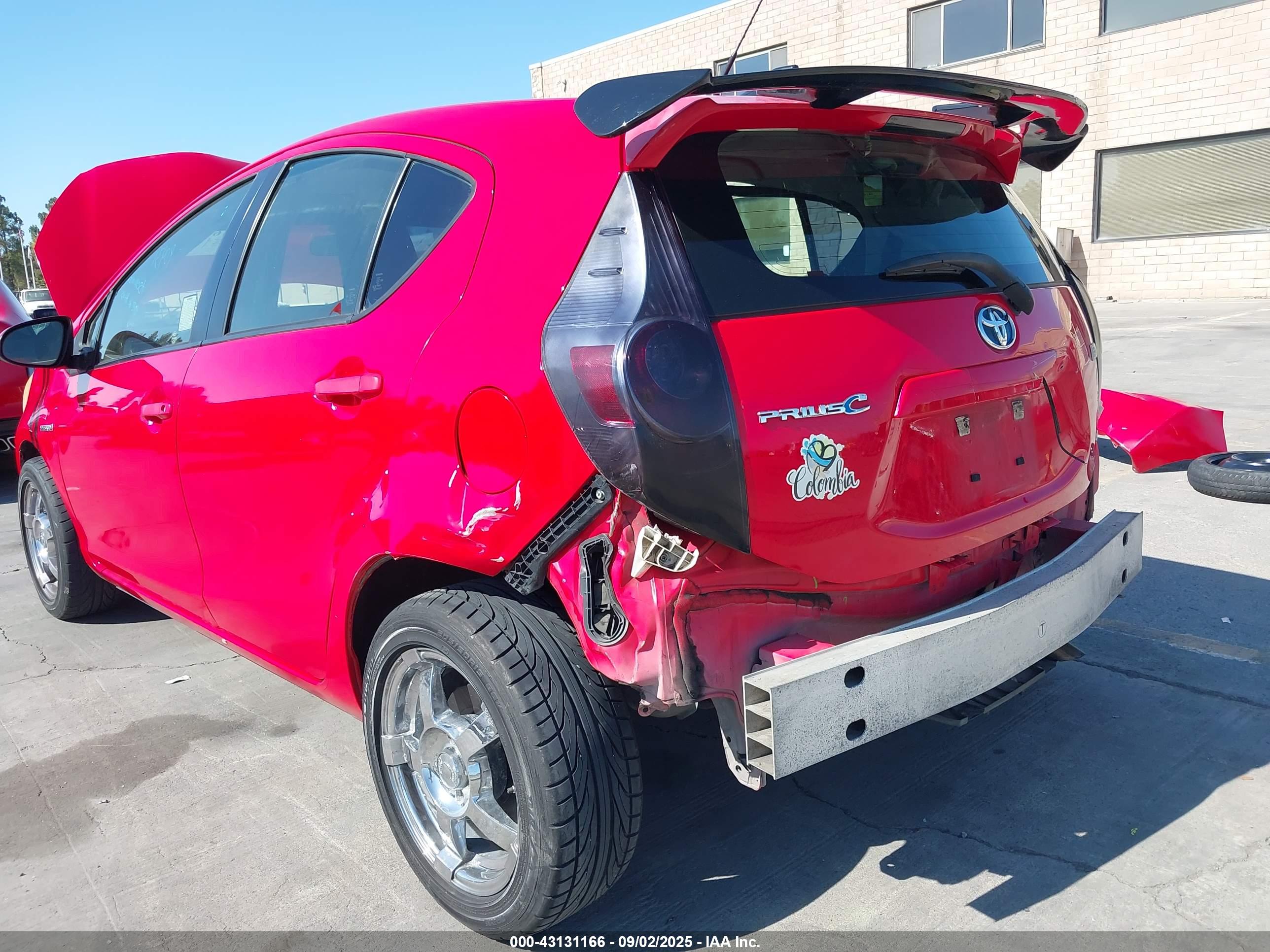 TOYOTA PRIUS image 6