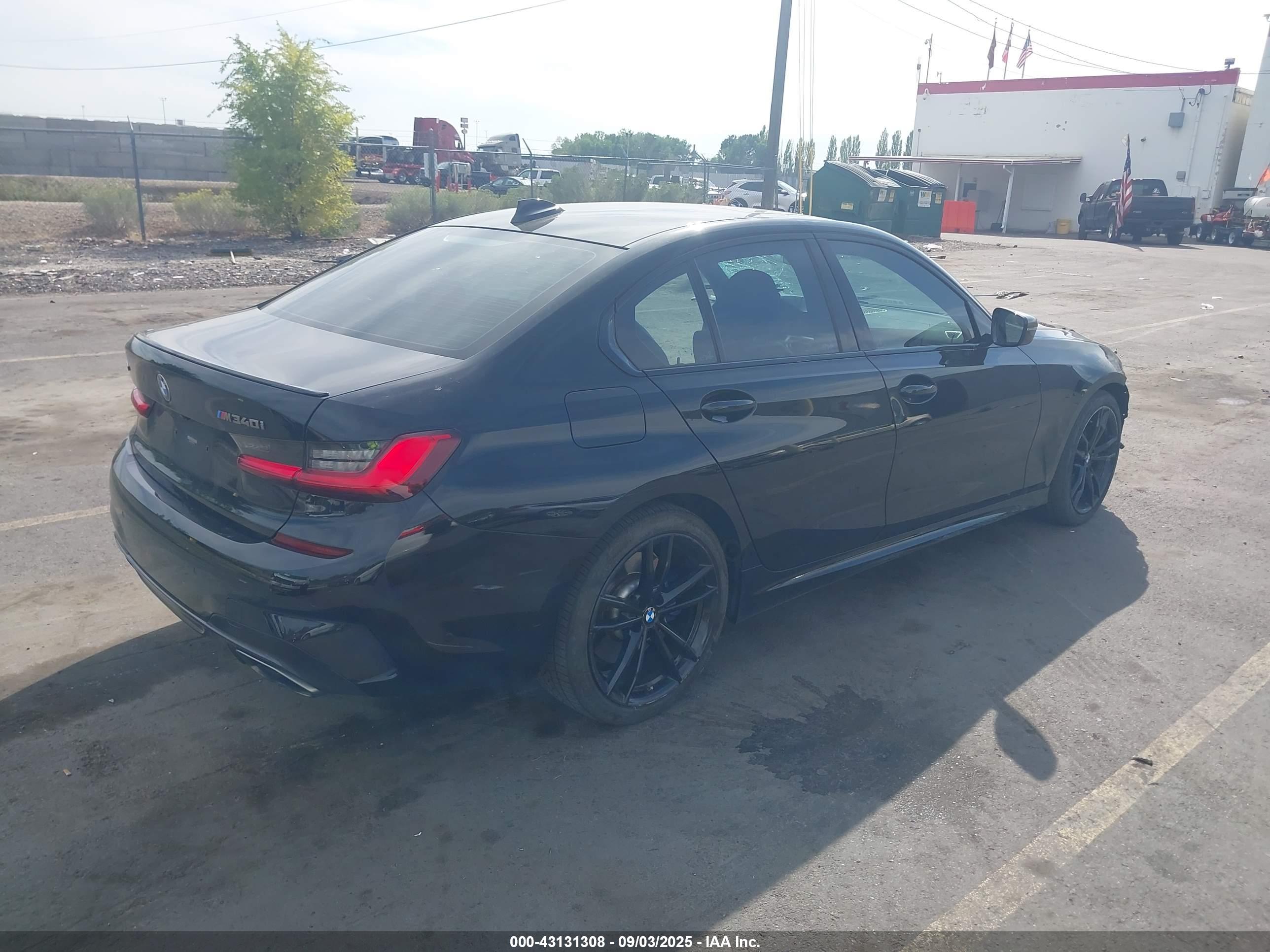 BMW 3 image 4