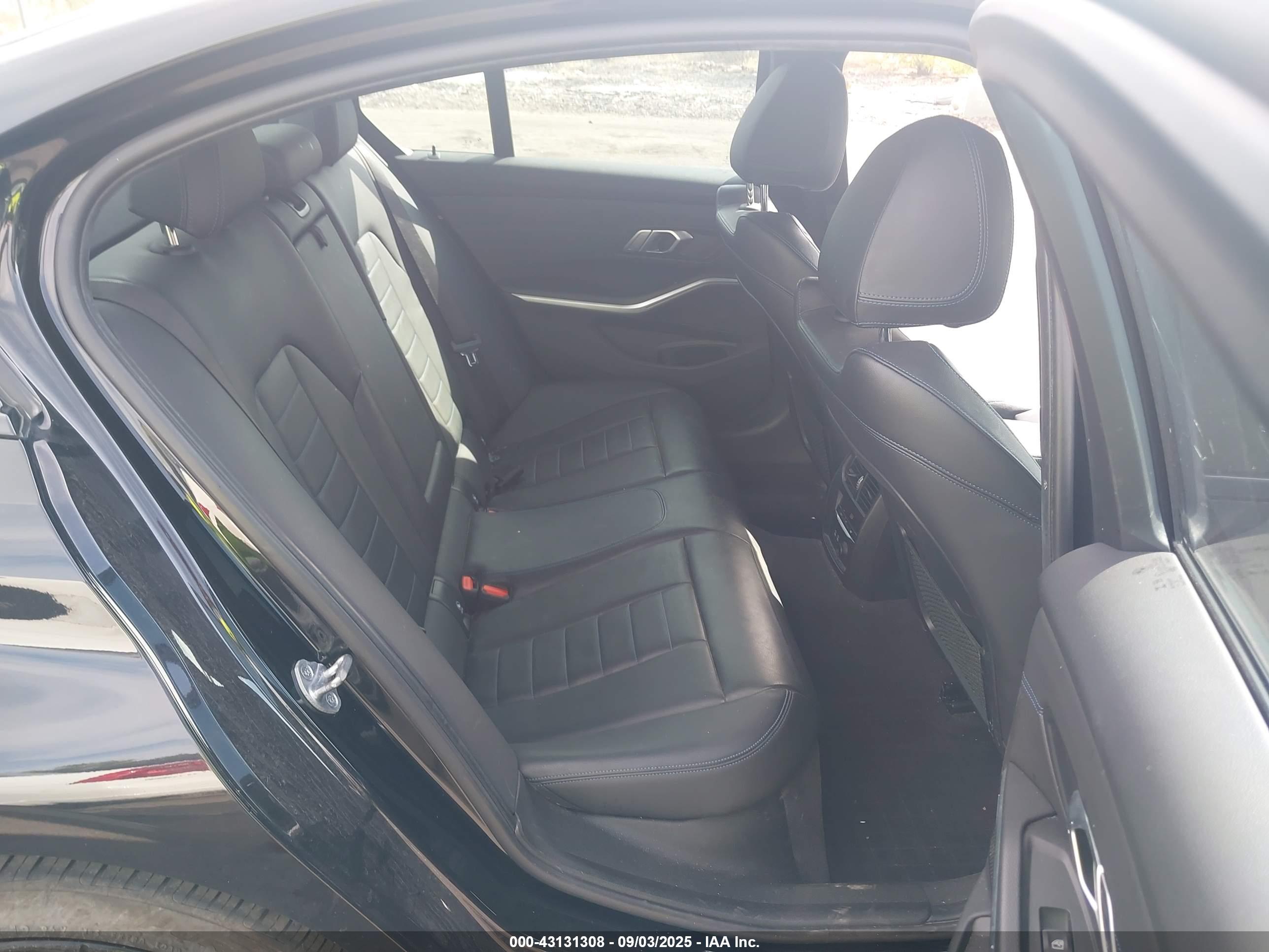 BMW 3 image 8