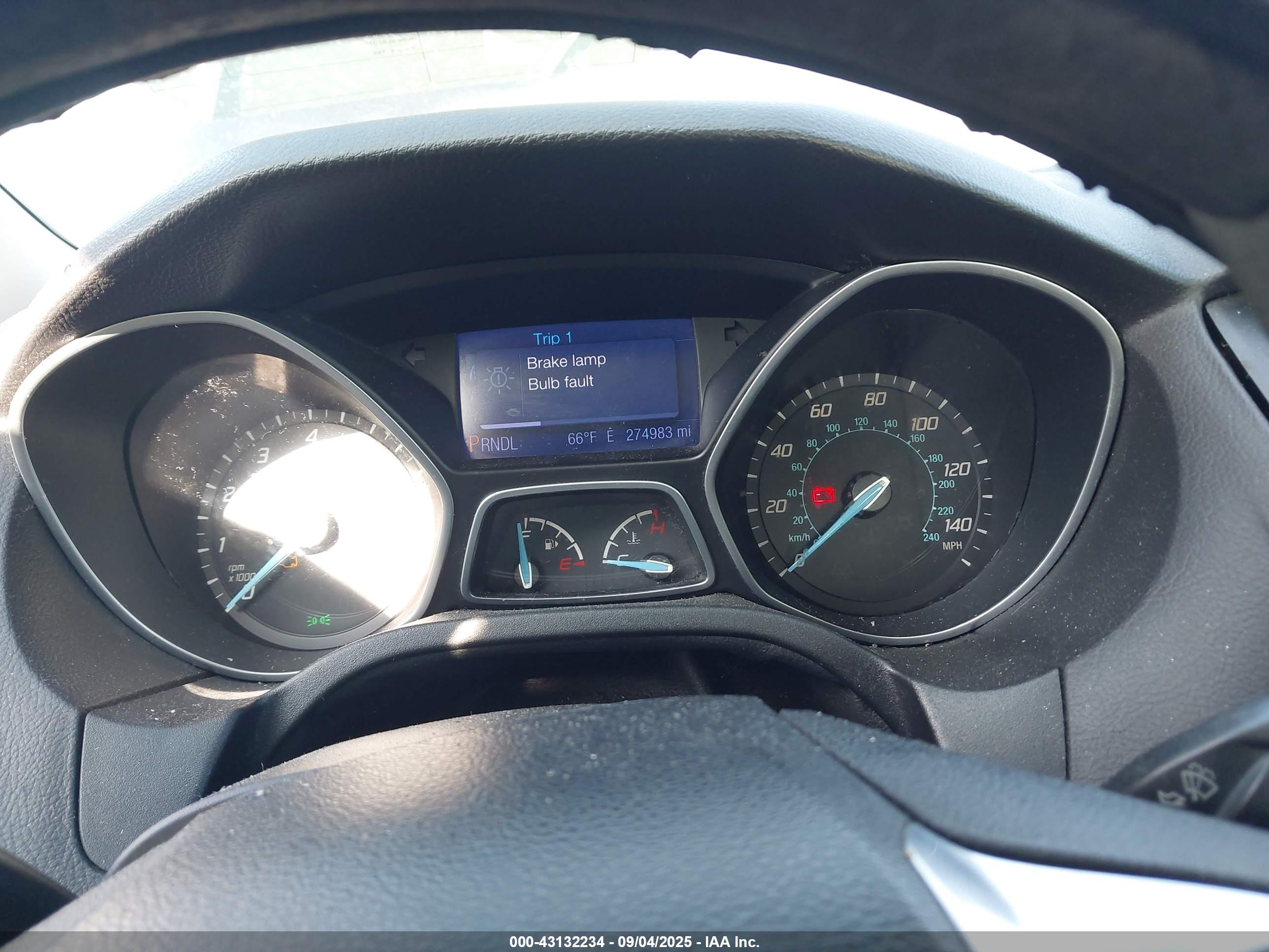FORD FOCUS image 7