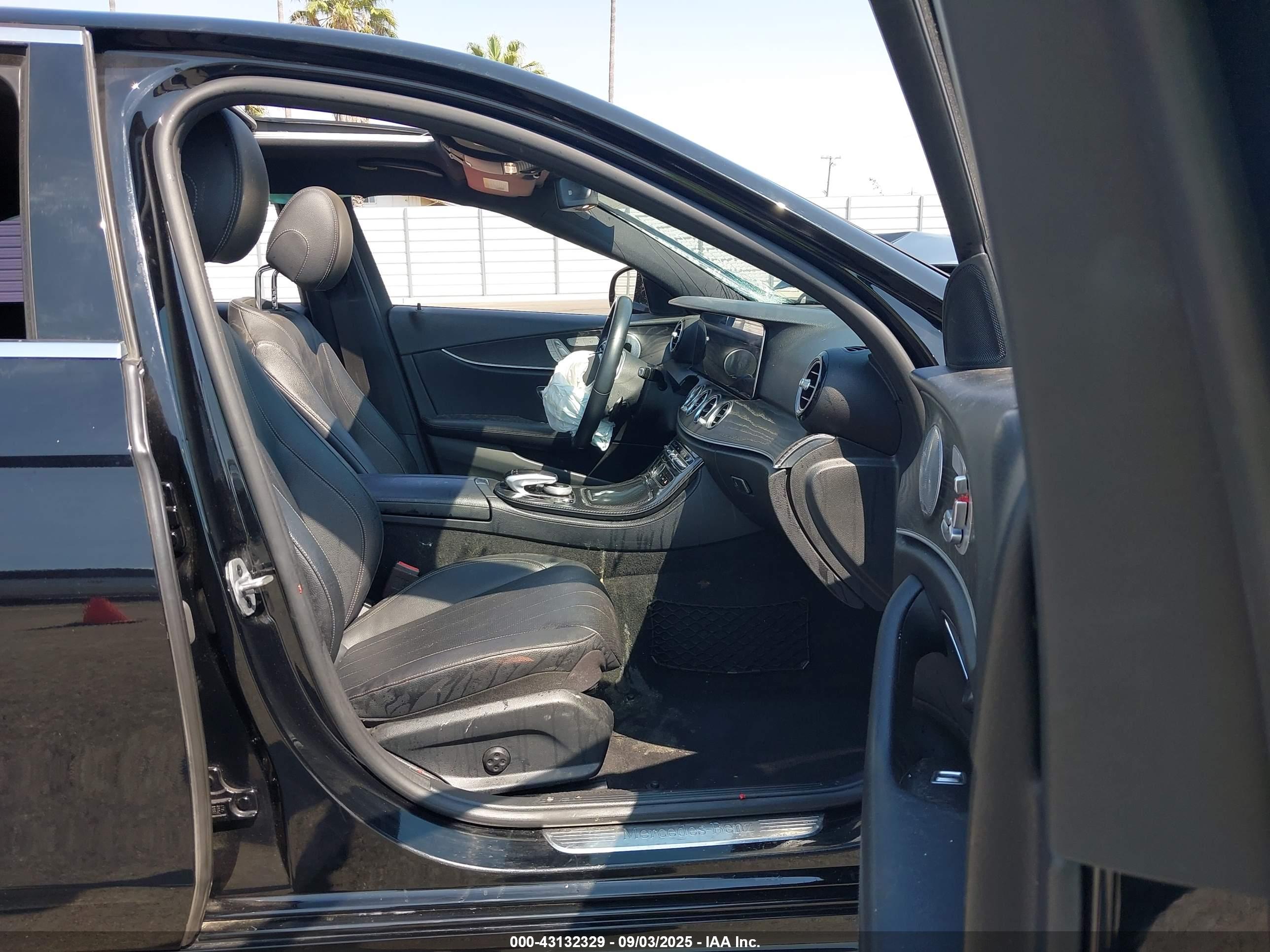 MERCEDES-BENZ E image 5