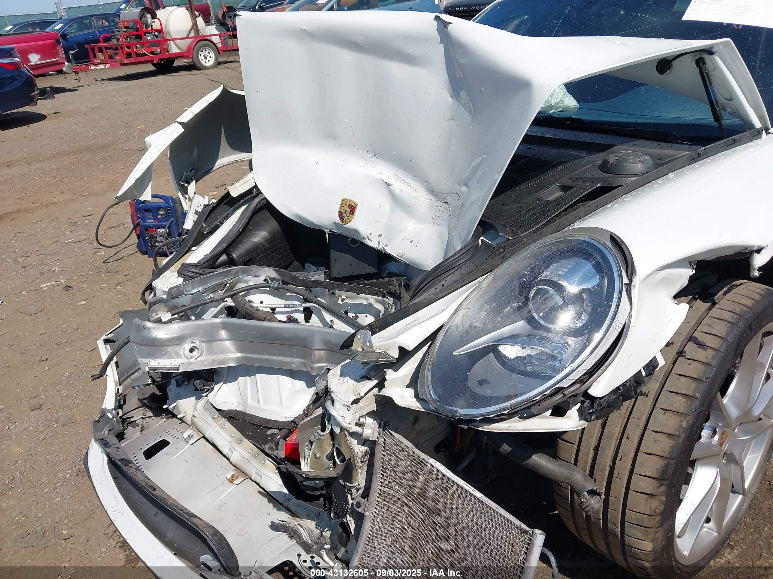 PORSCHE 911 image 6