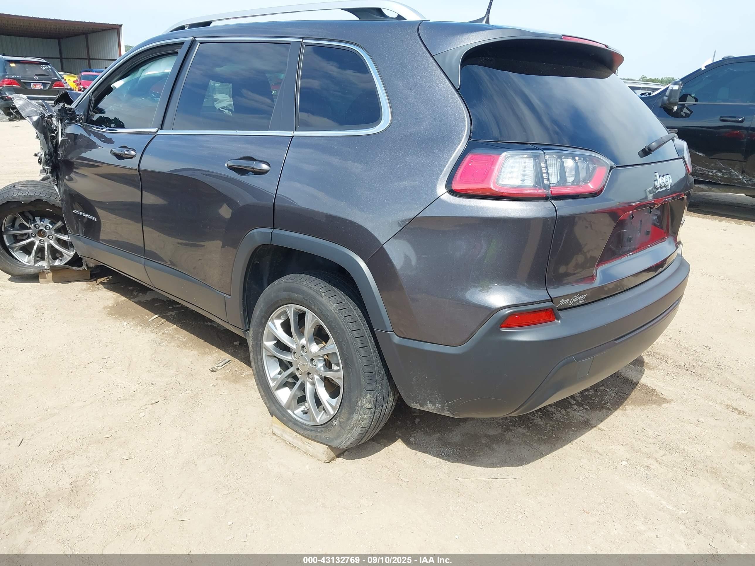JEEP CHEROKEE image 3