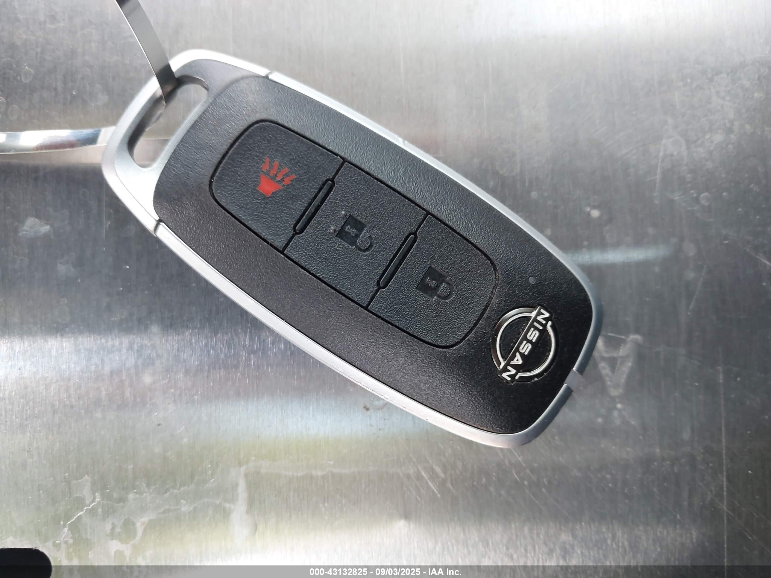 NISSAN KICKS image 11