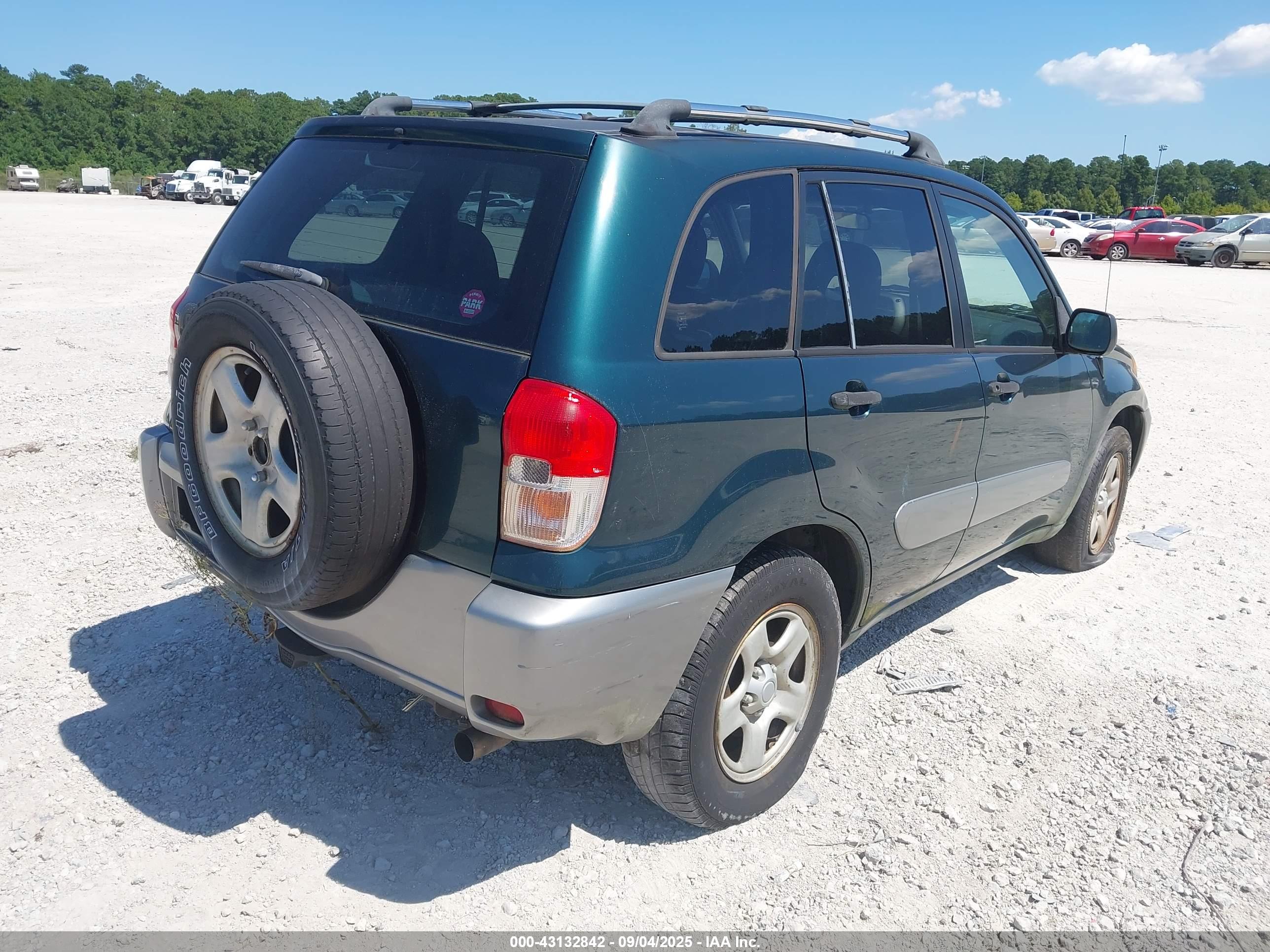 TOYOTA RAV4 image 4