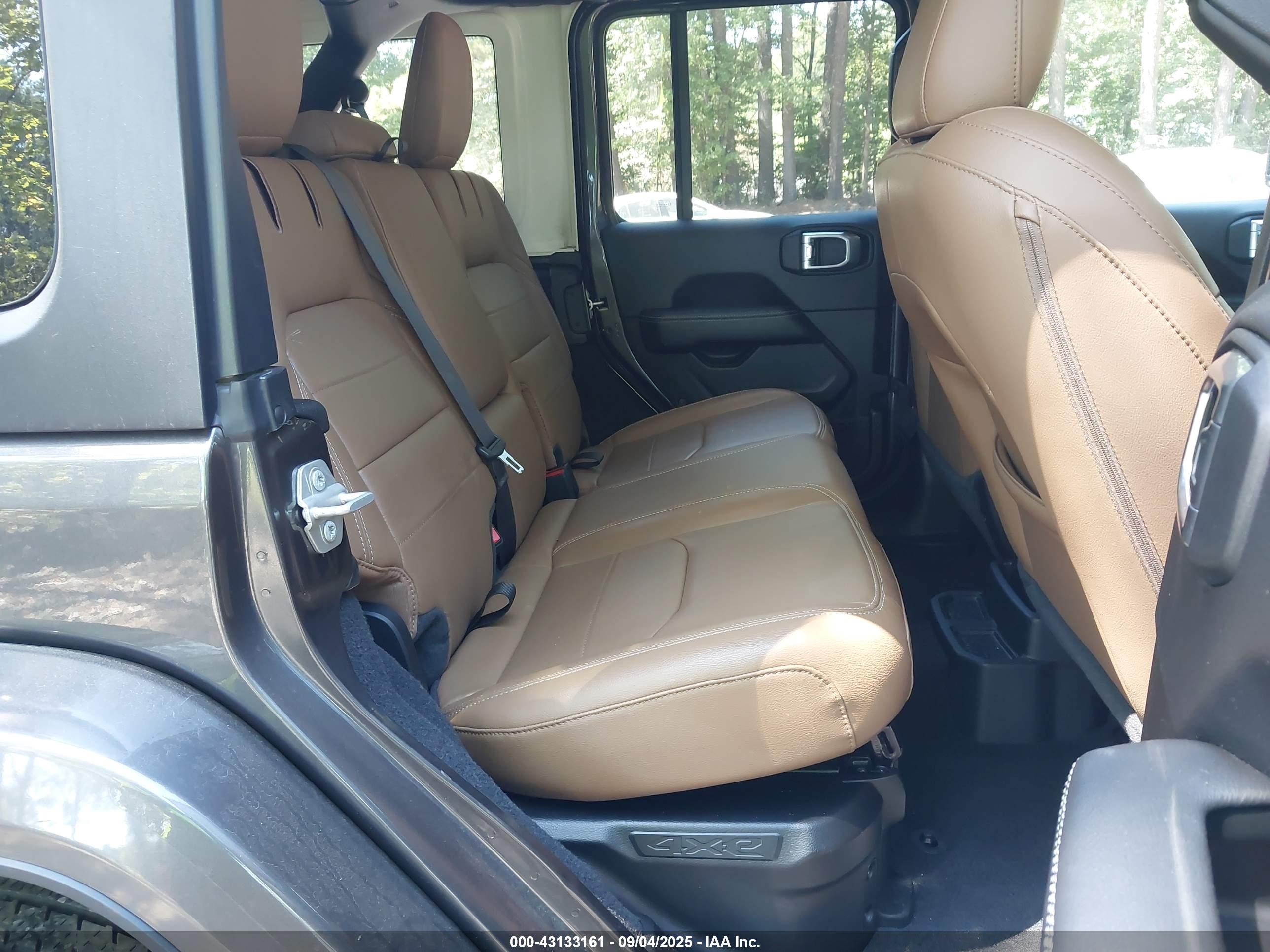 JEEP WRANGLER image 8