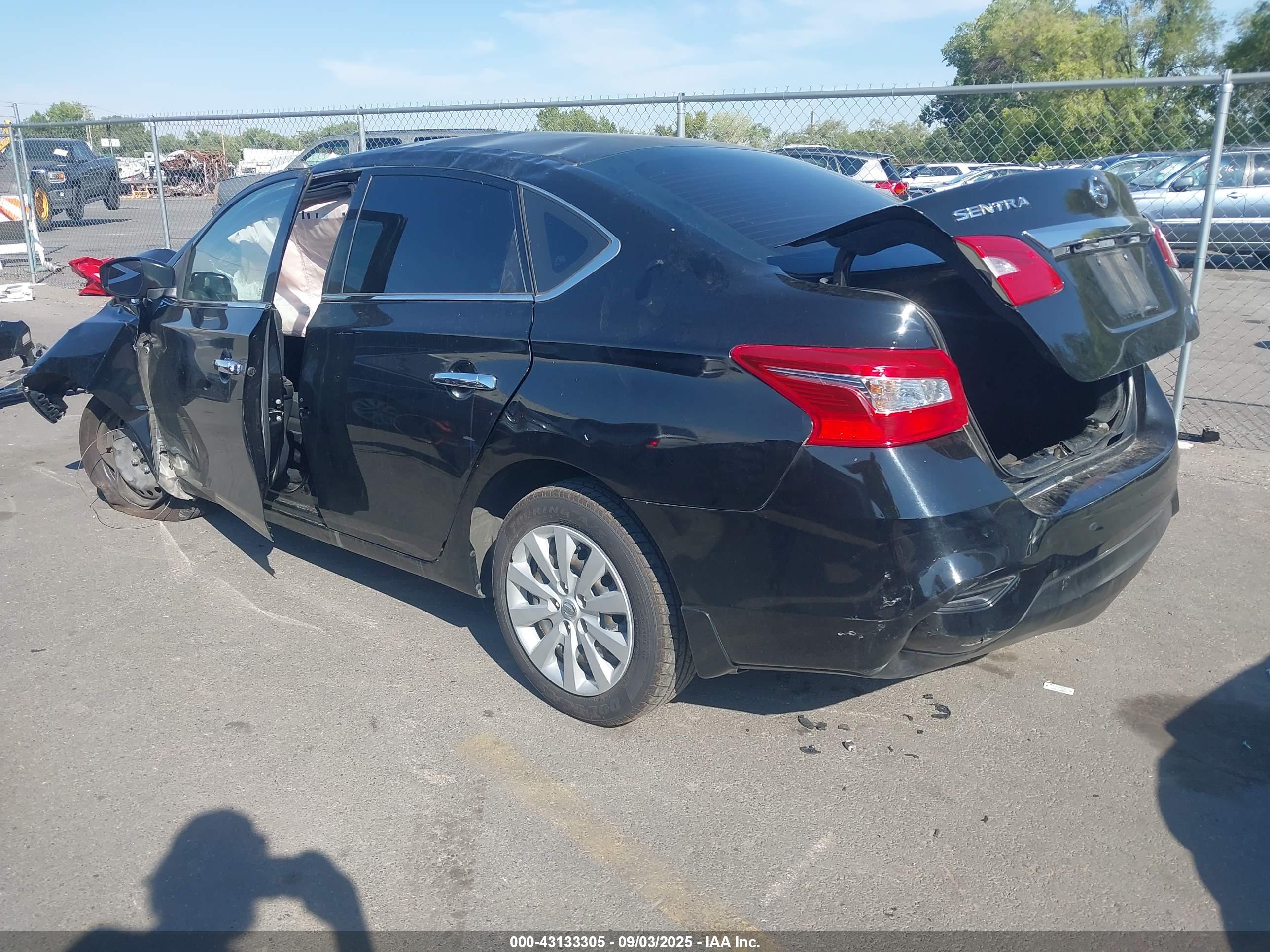 NISSAN SENTRA image 3