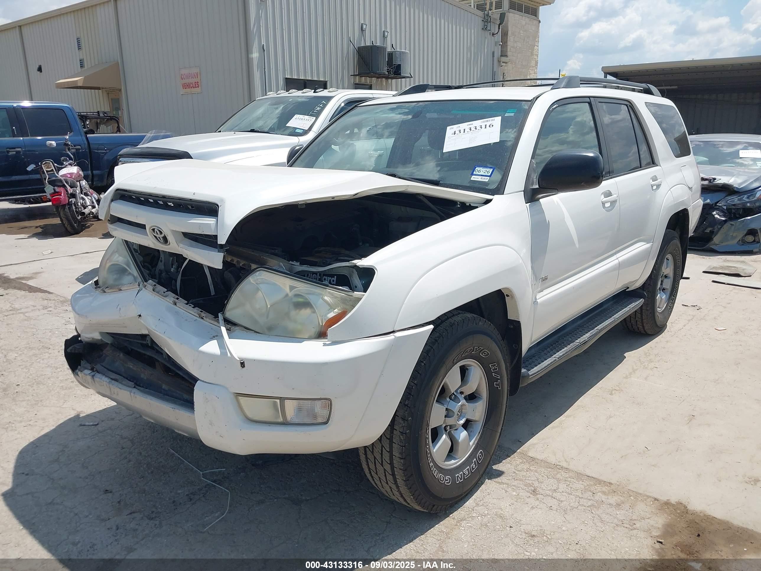 TOYOTA 4RUNNER image 2