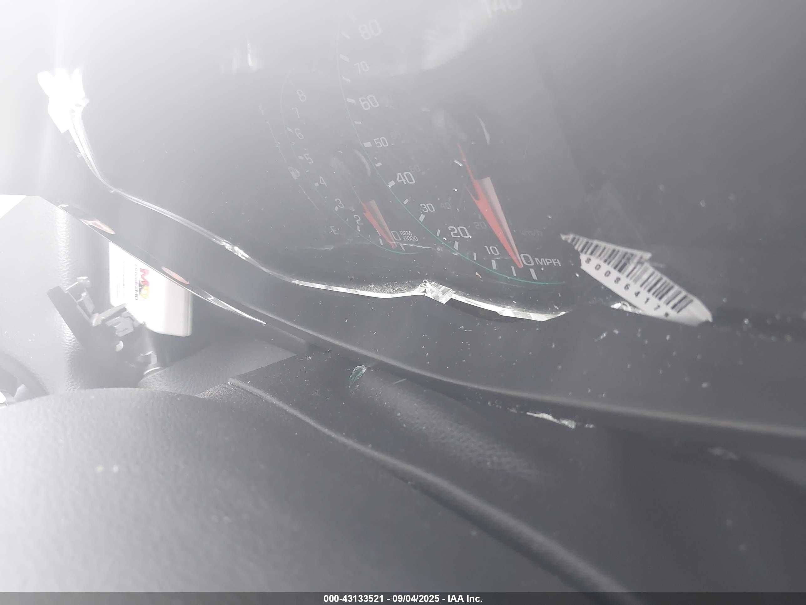 CHEVROLET TRAX image 7