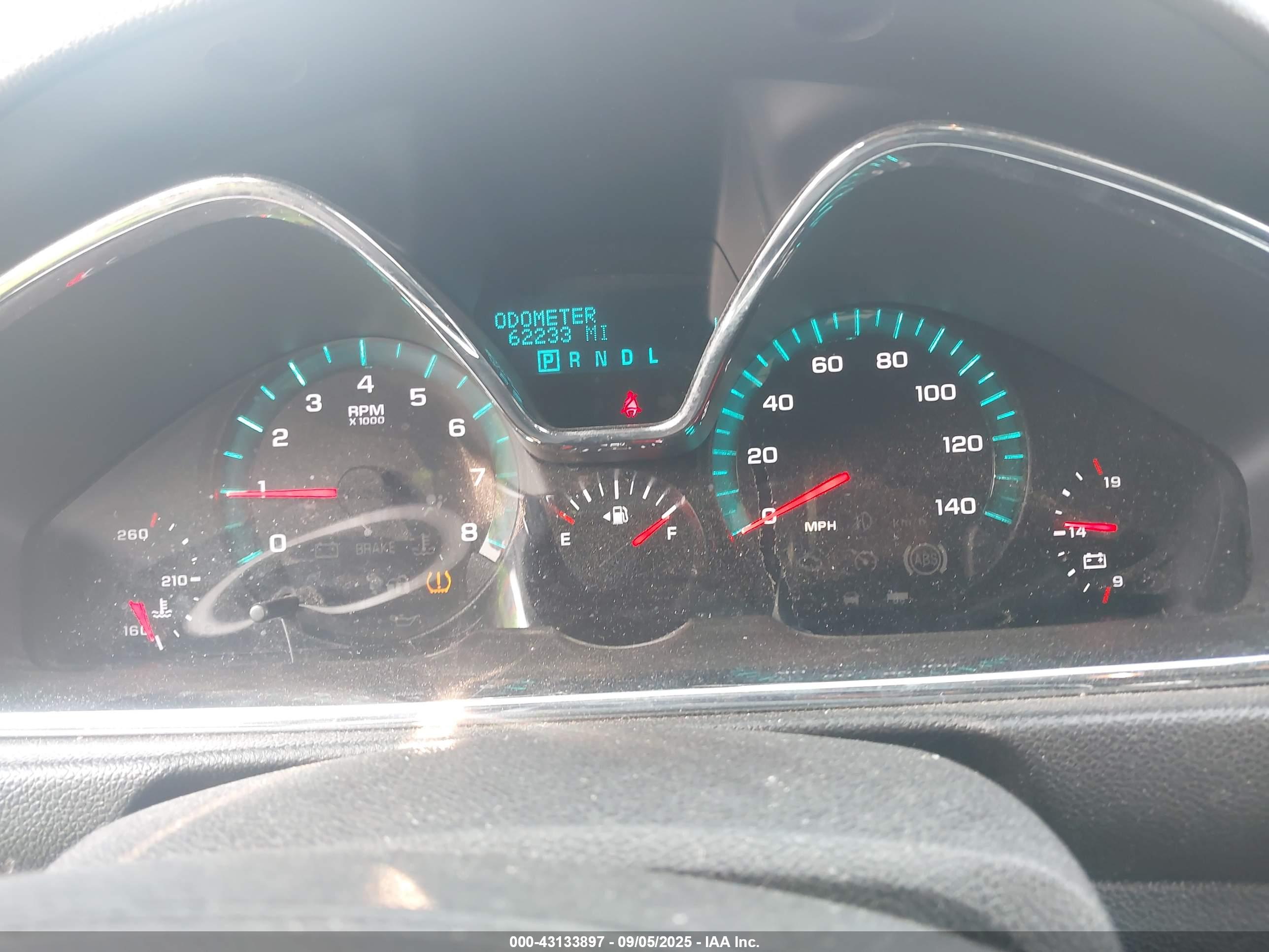 CHEVROLET TRAVERSE image 7