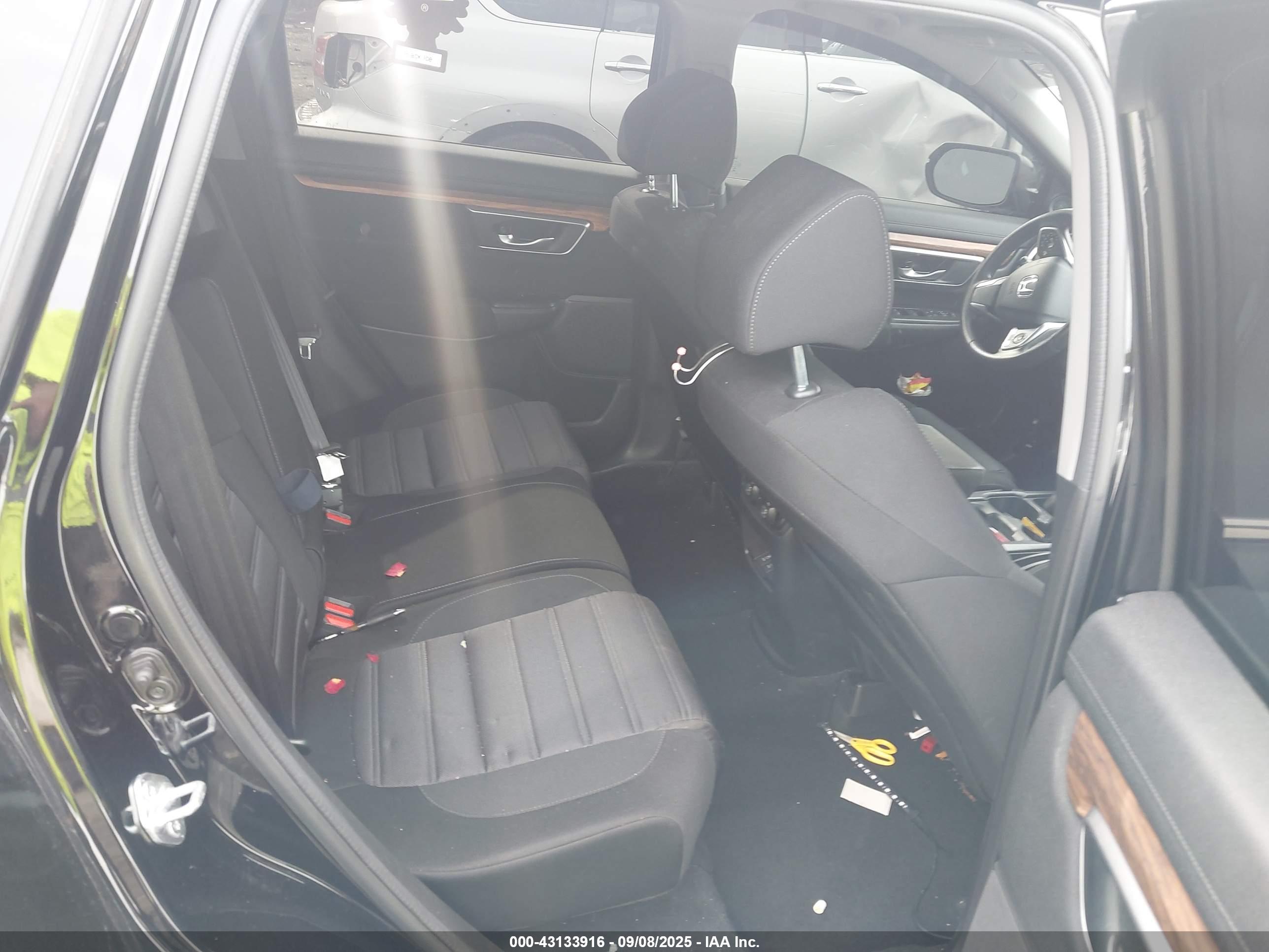 HONDA CR-V image 8