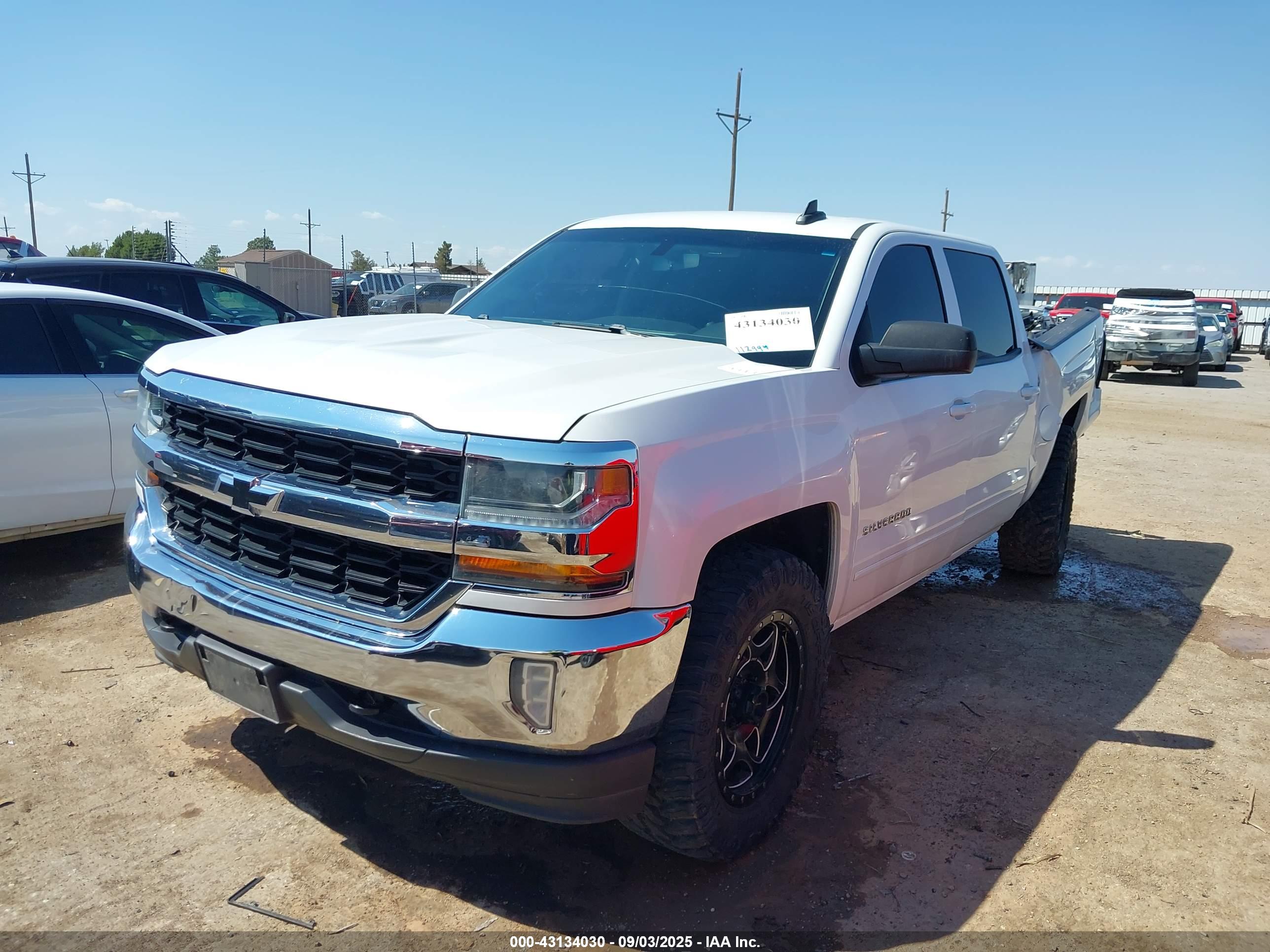 CHEVROLET SILVERADO image 2
