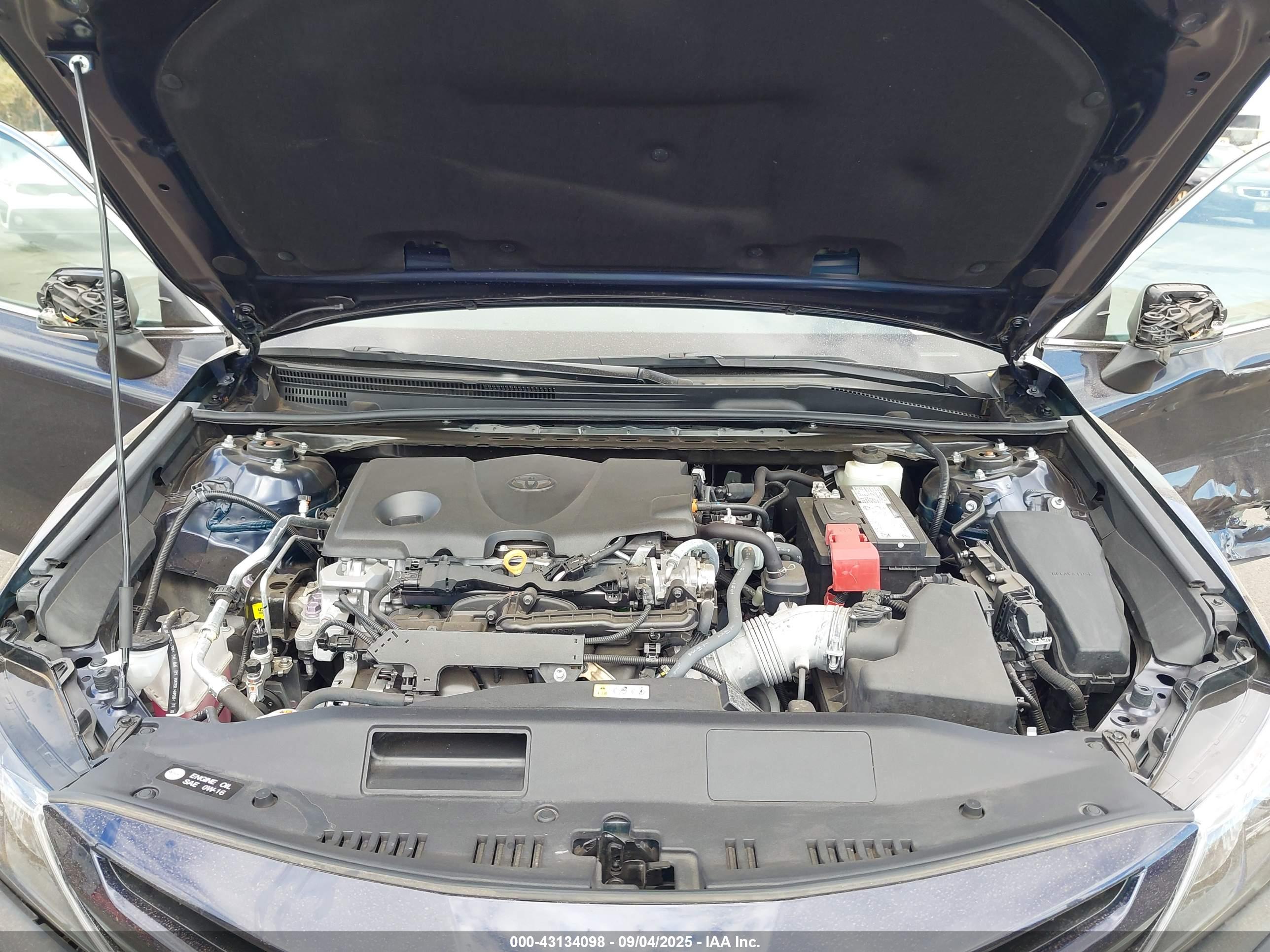TOYOTA CAMRY image 10