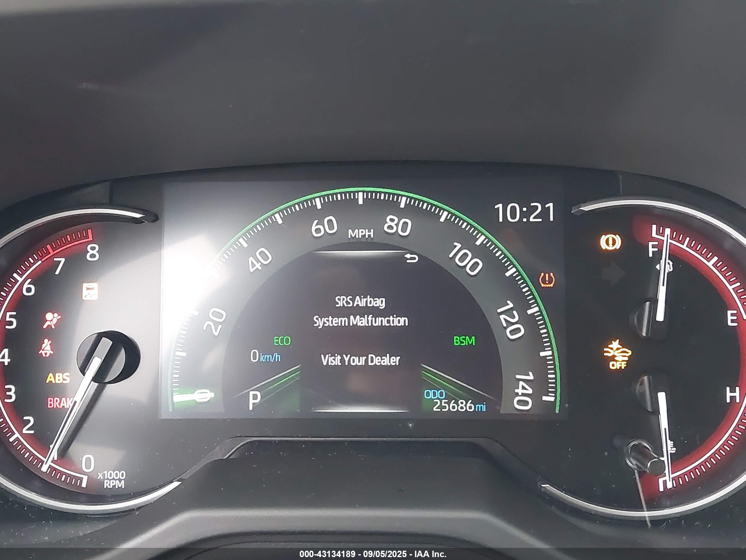TOYOTA RAV4 image 7