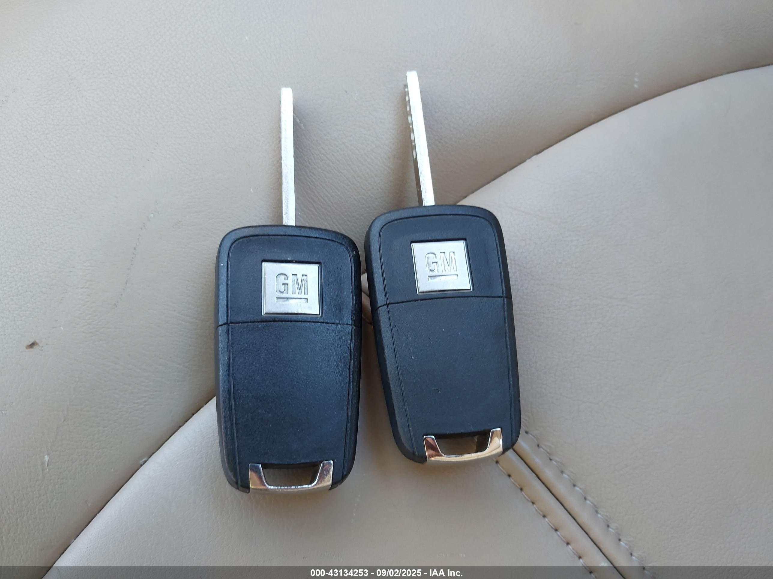 BUICK LACROSSE image 11
