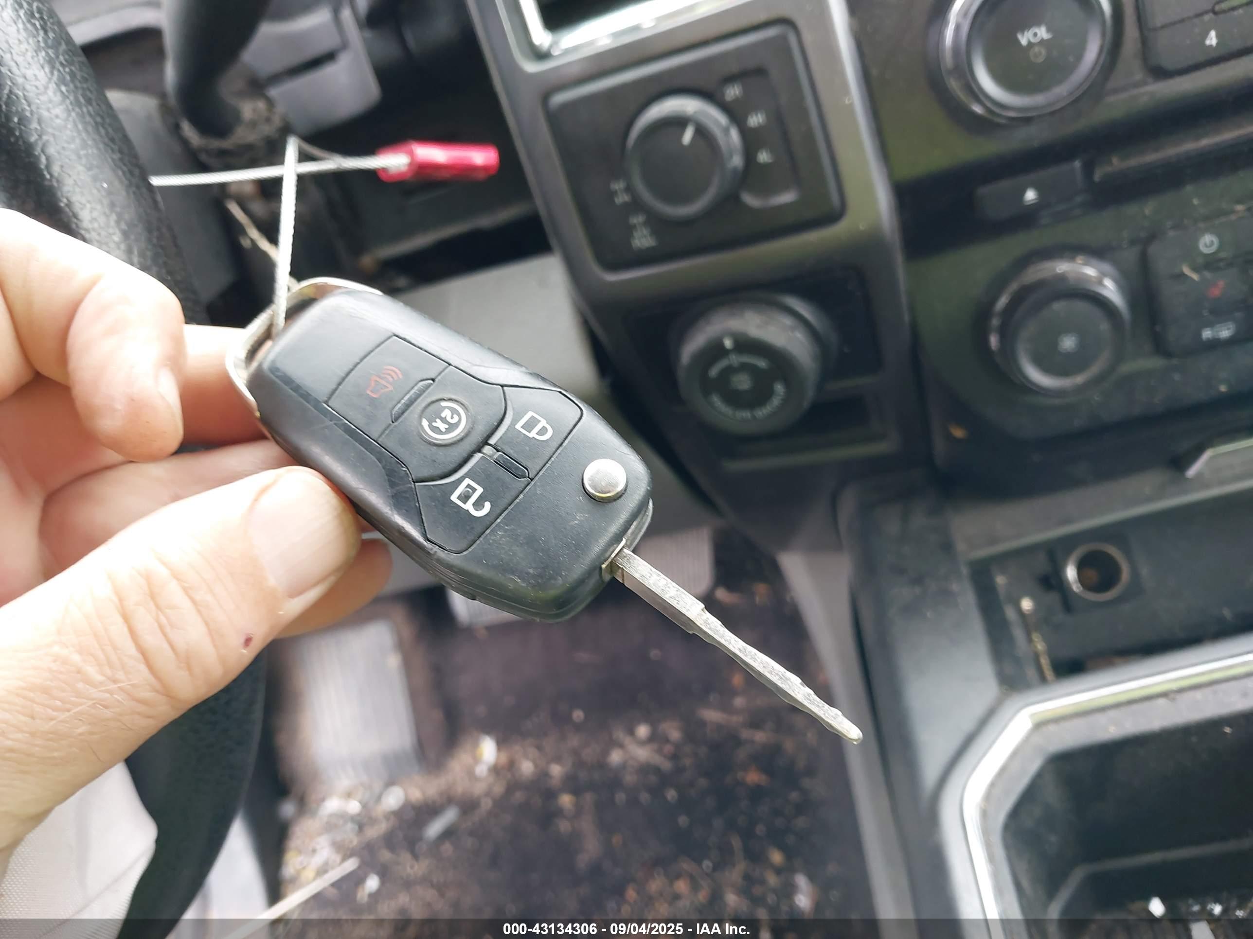 FORD F-150 image 11