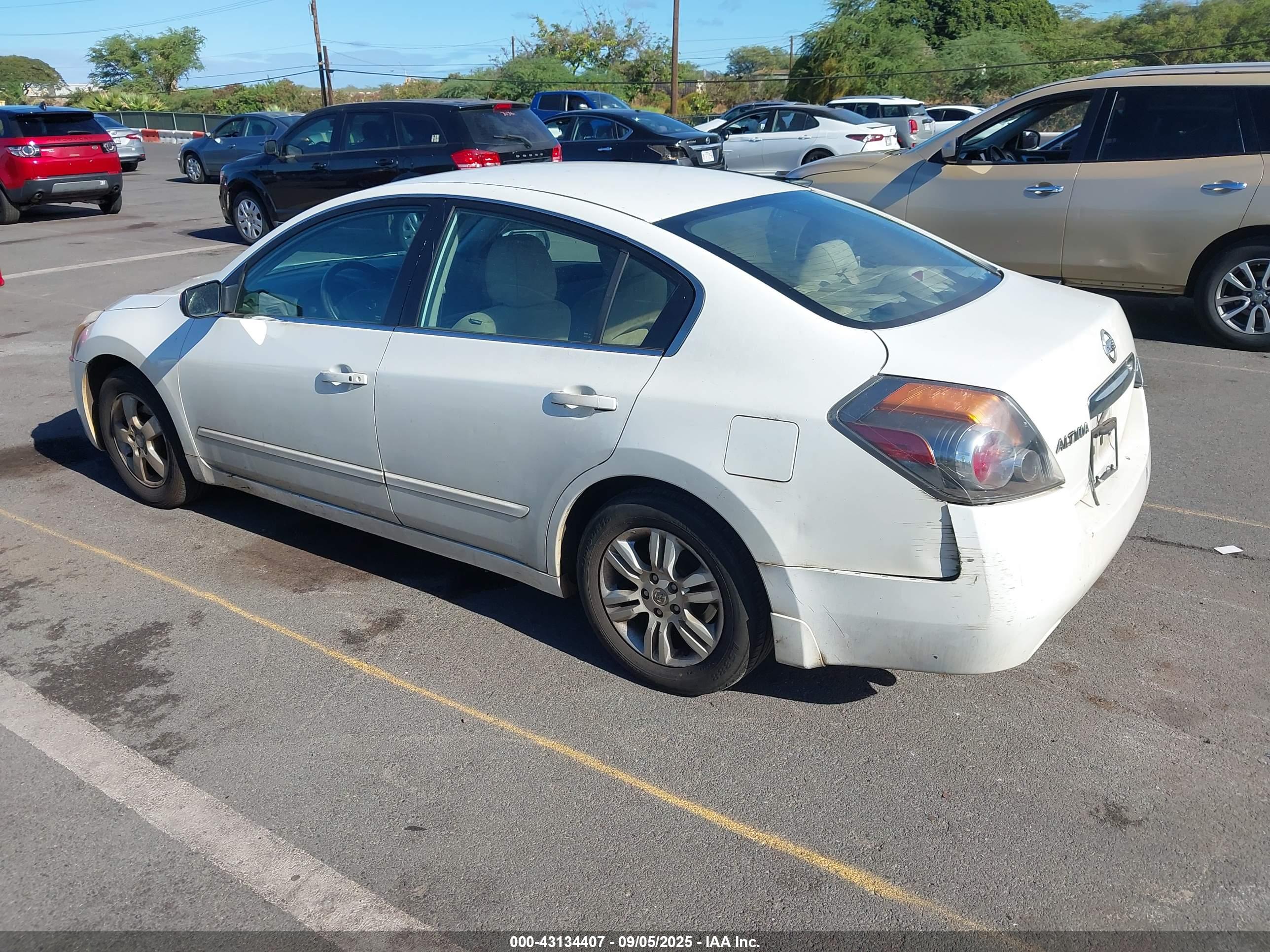 NISSAN ALTIMA image 3