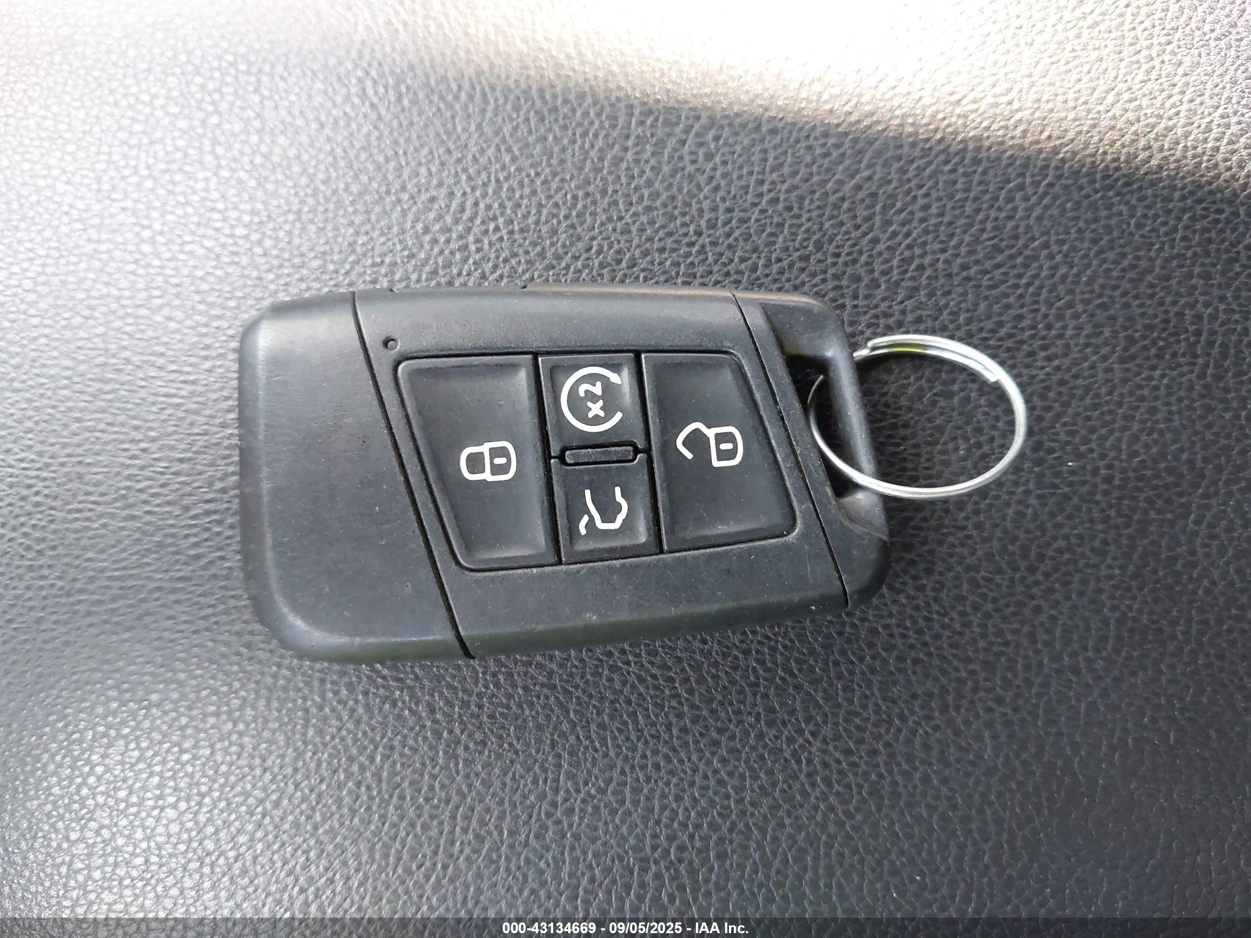 VOLKSWAGEN ATLAS image 11