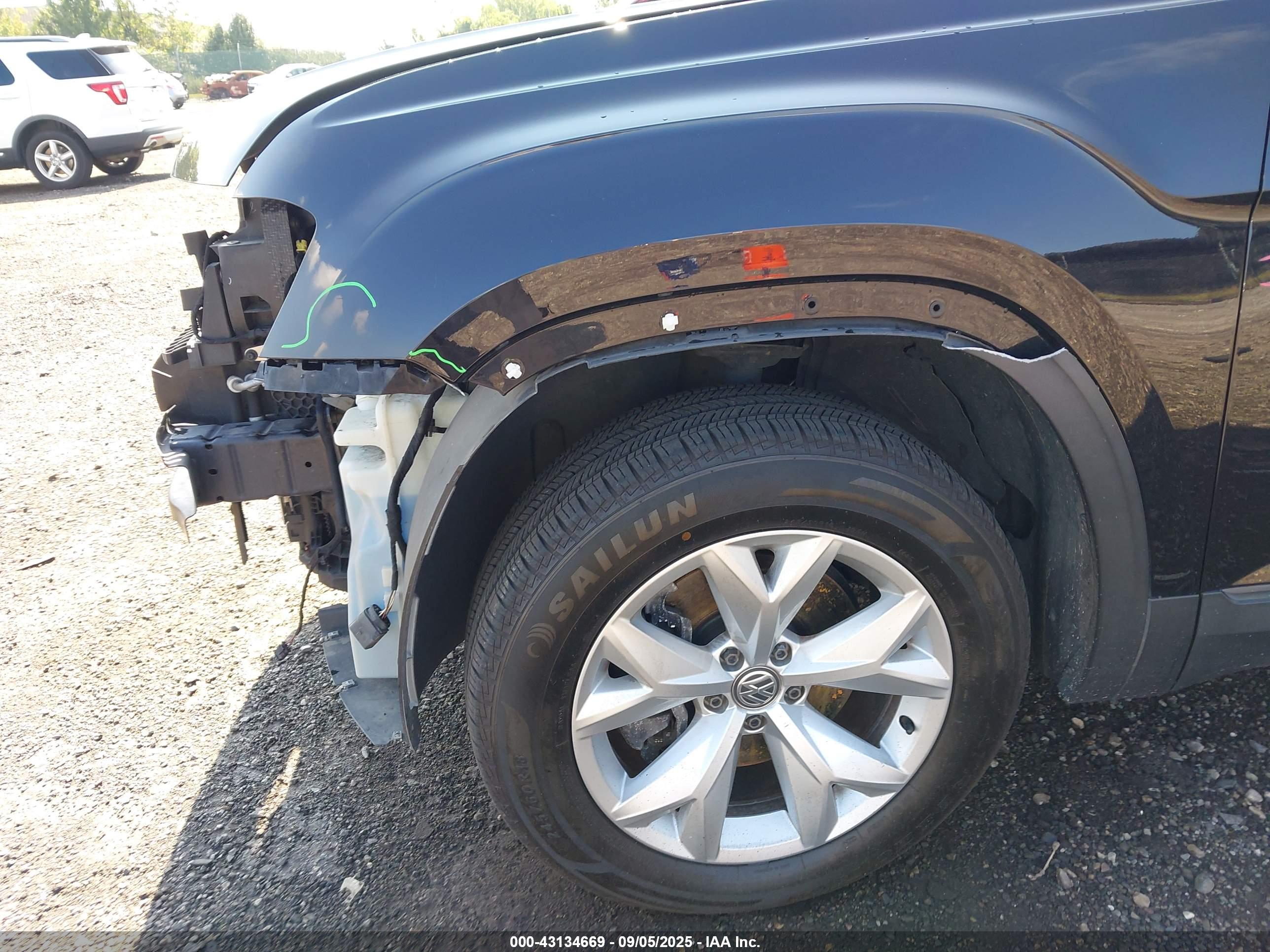 VOLKSWAGEN ATLAS image 6