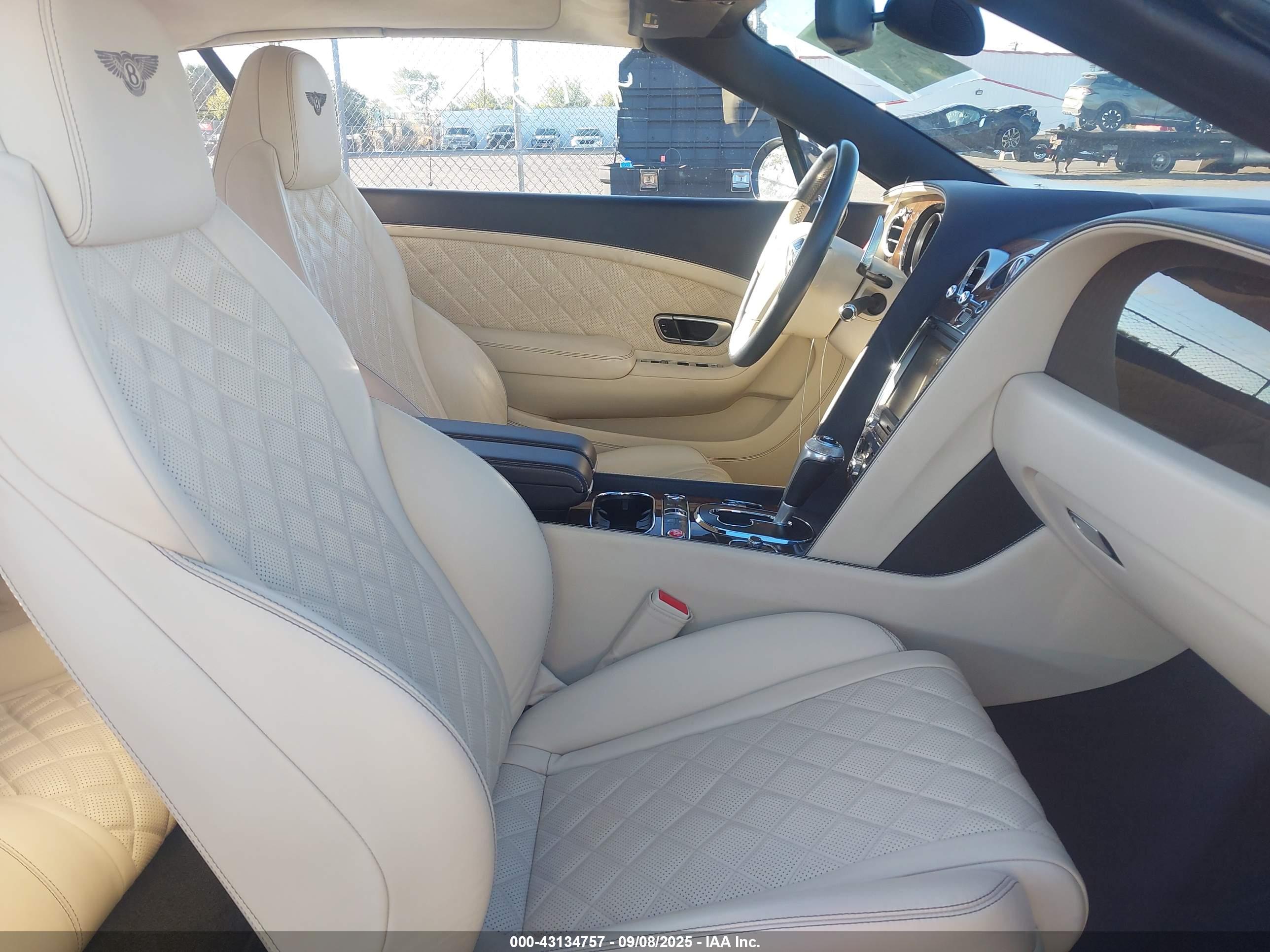 BENTLEY CONTINENTAL image 5
