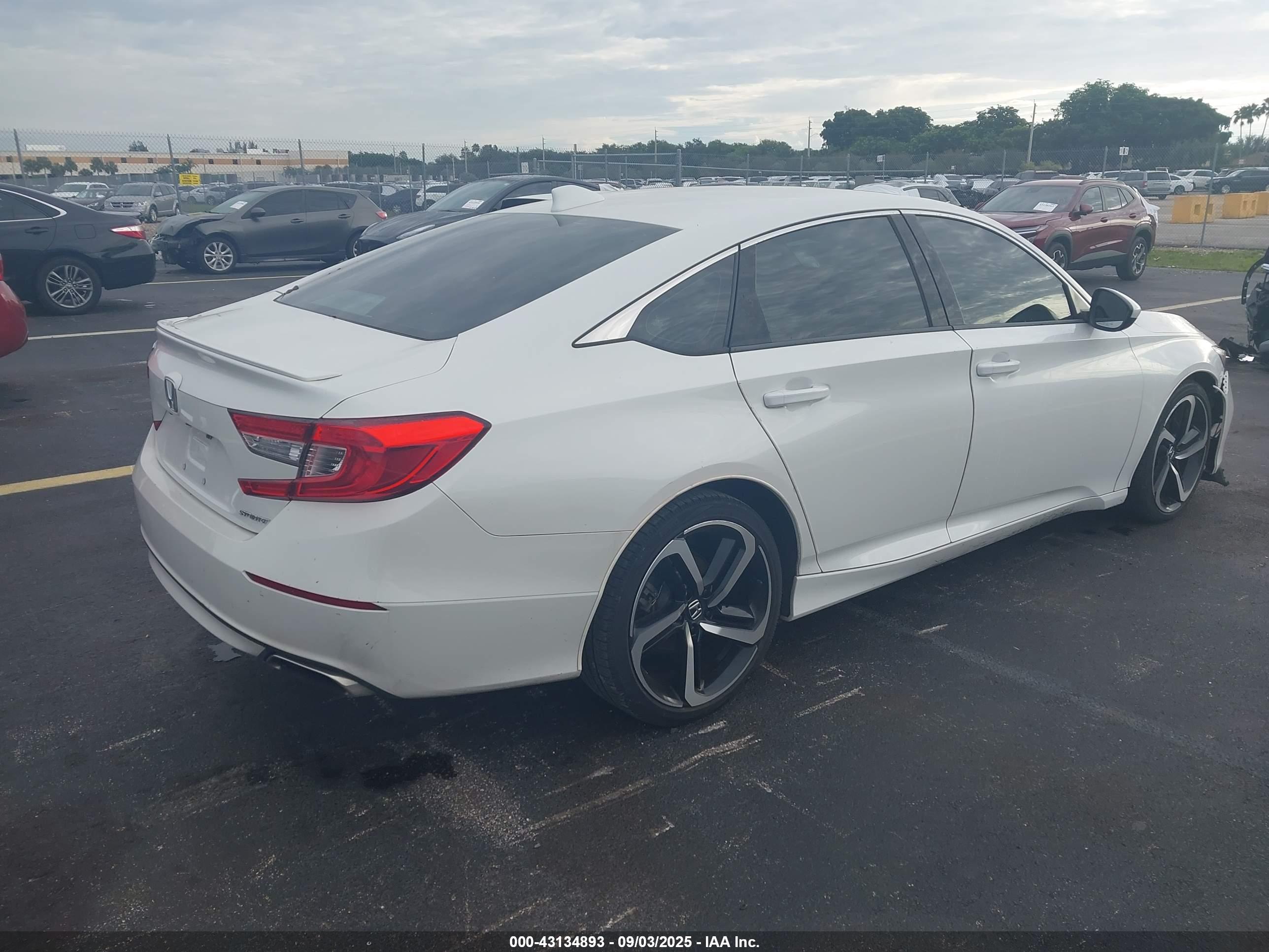 HONDA ACCORD image 4