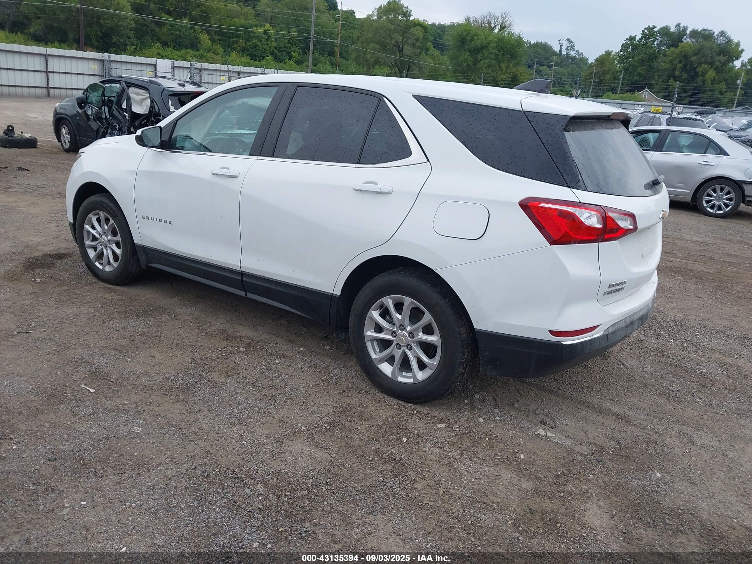 CHEVROLET EQUINOX image 3