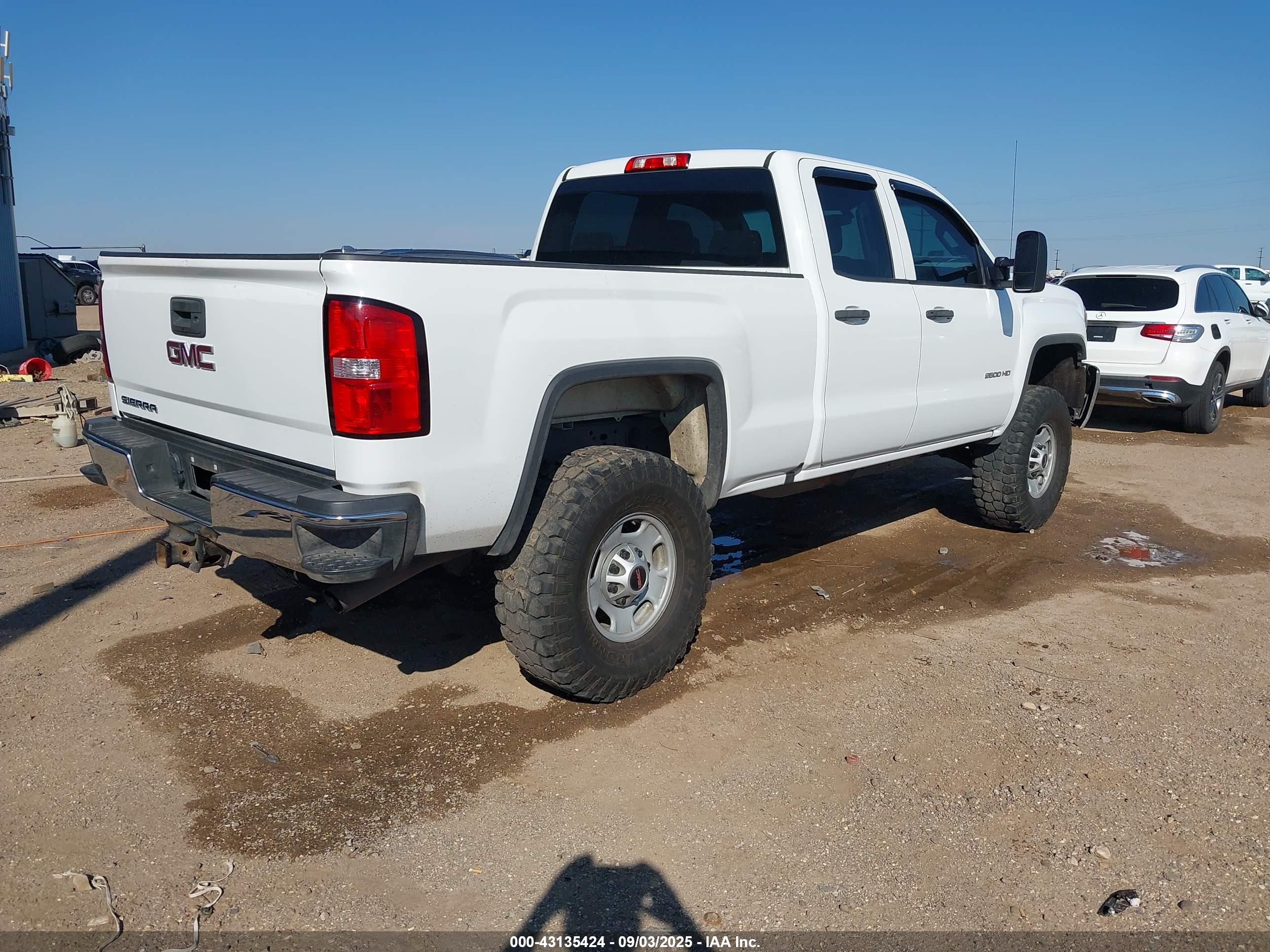 GMC SIERRA image 4