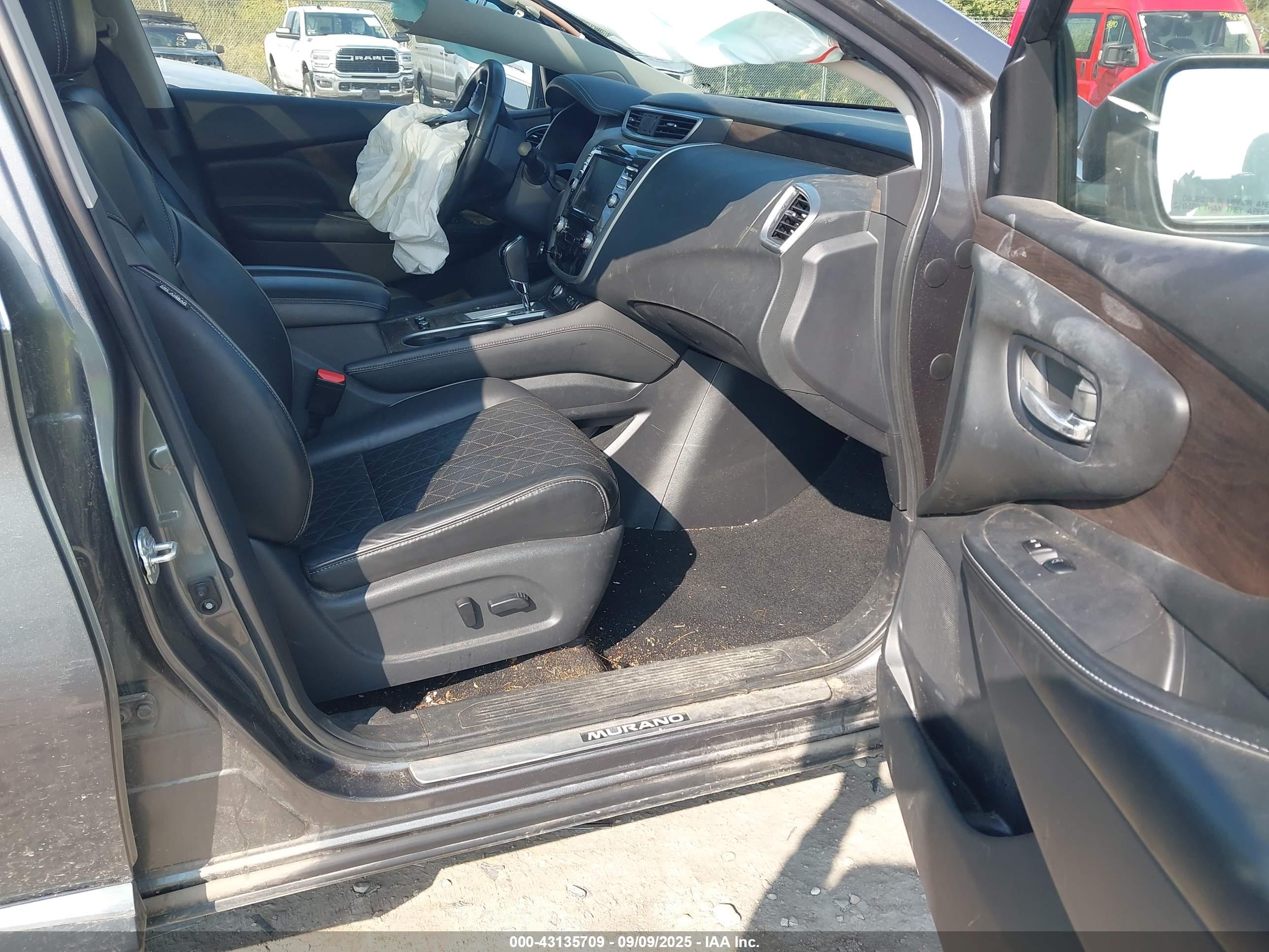 NISSAN MURANO image 5