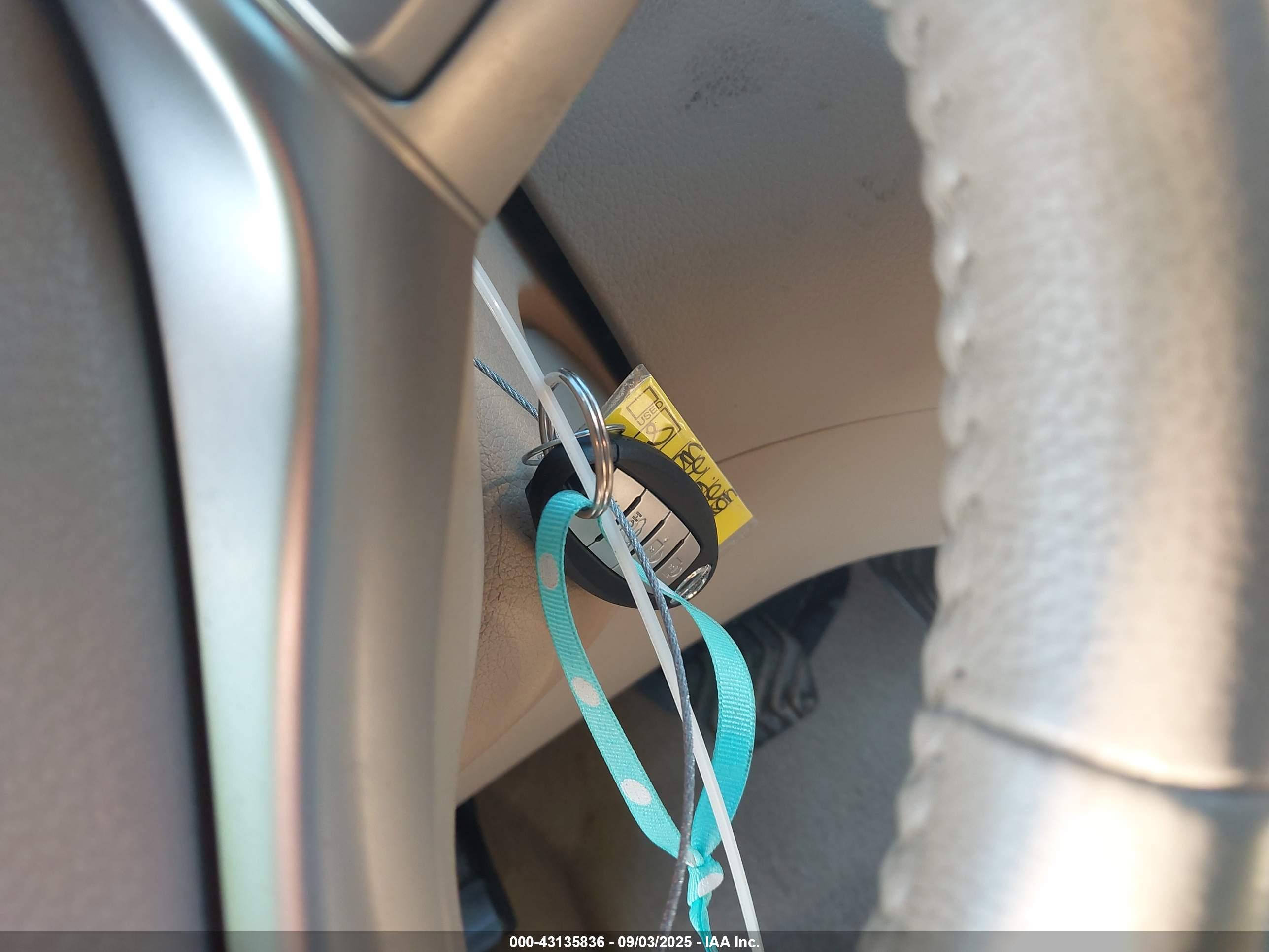 NISSAN ROGUE image 11