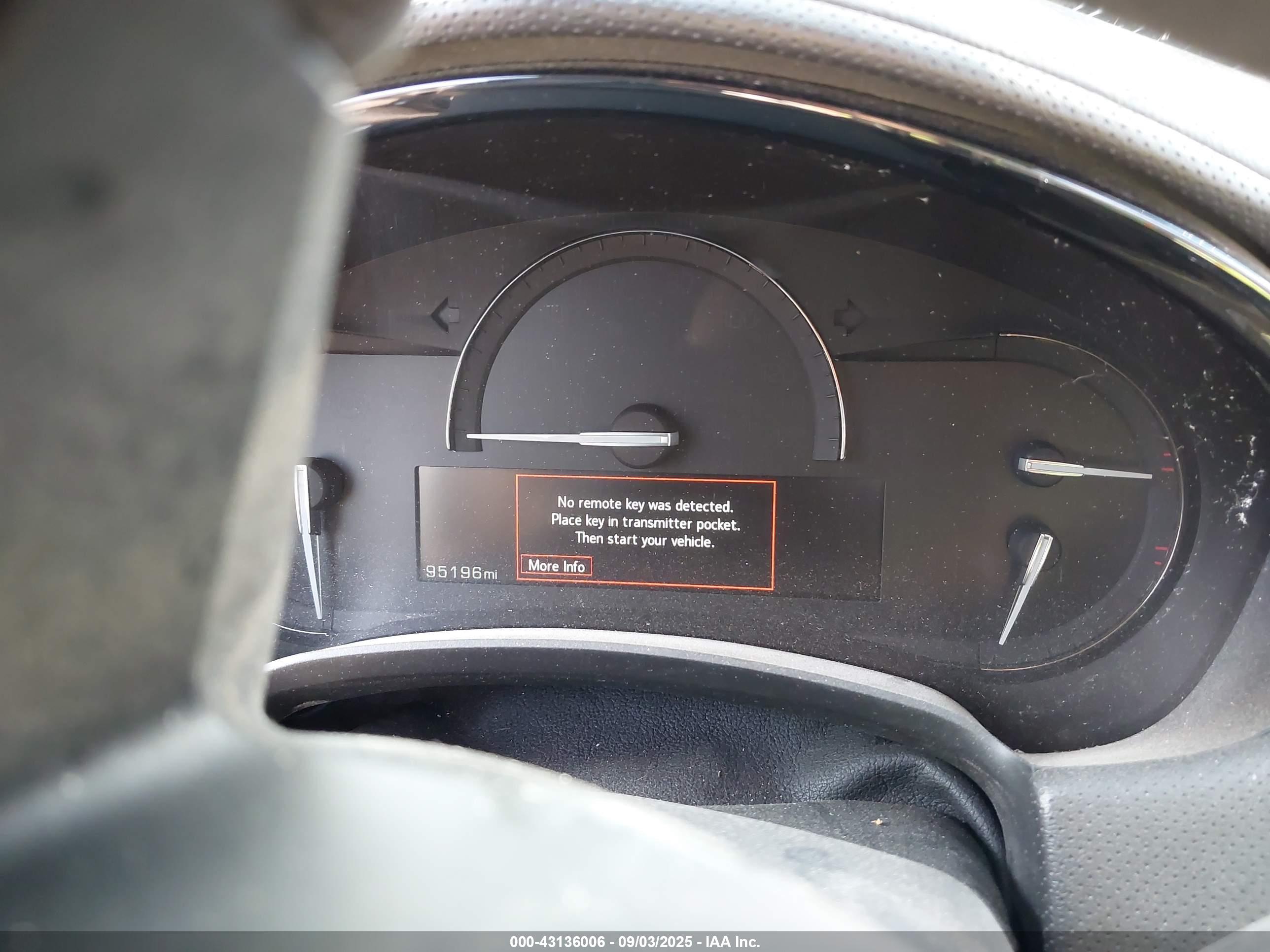 CADILLAC XTS image 7