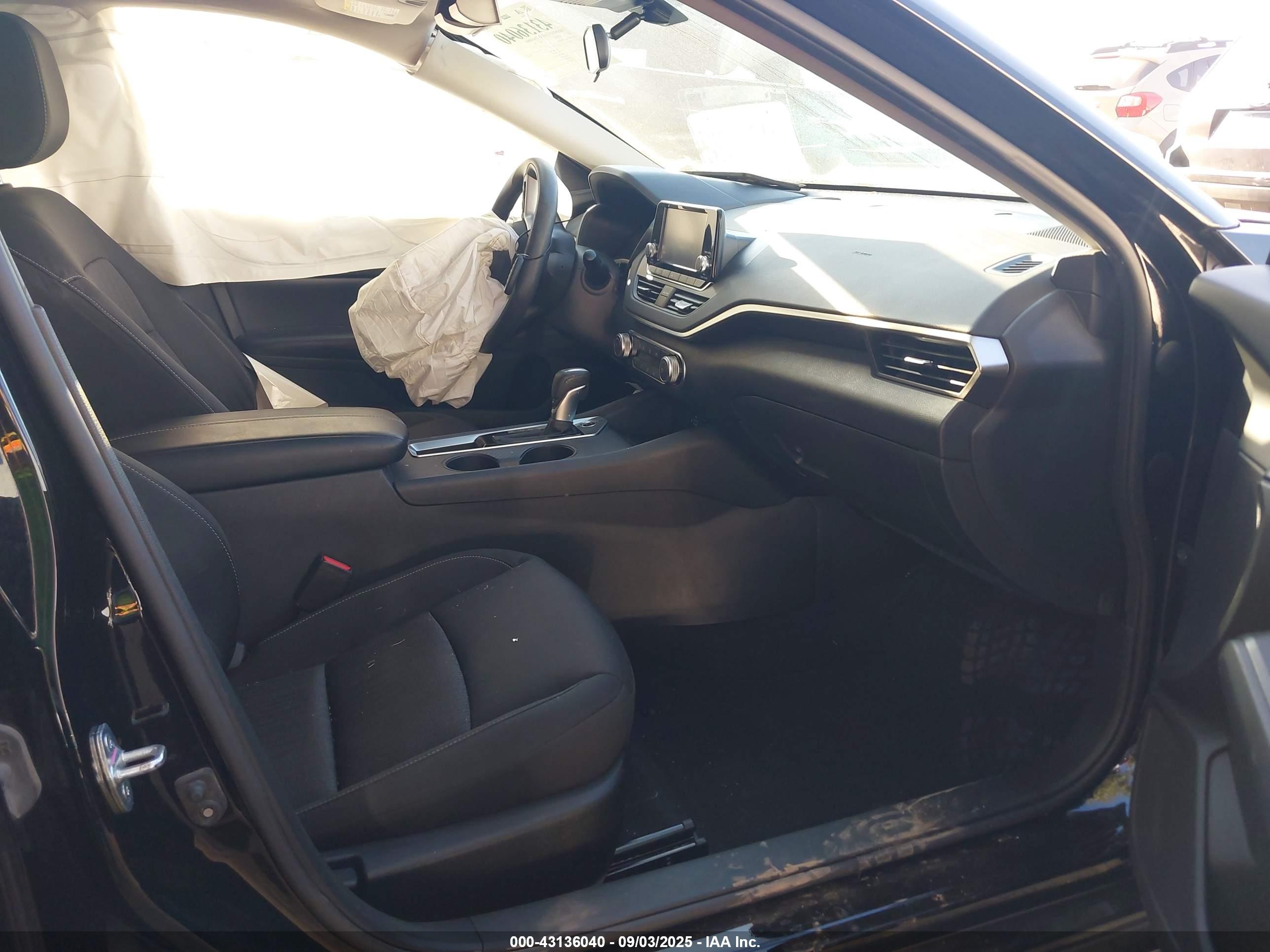 NISSAN ALTIMA image 5