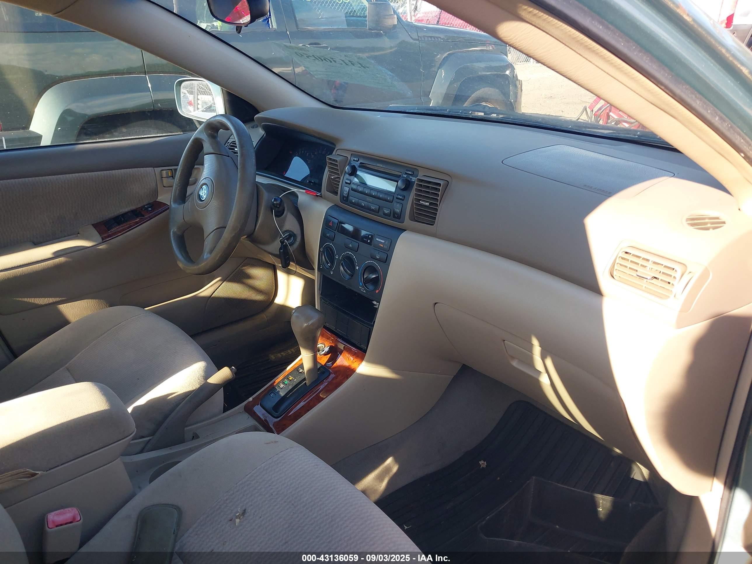 TOYOTA COROLLA image 5