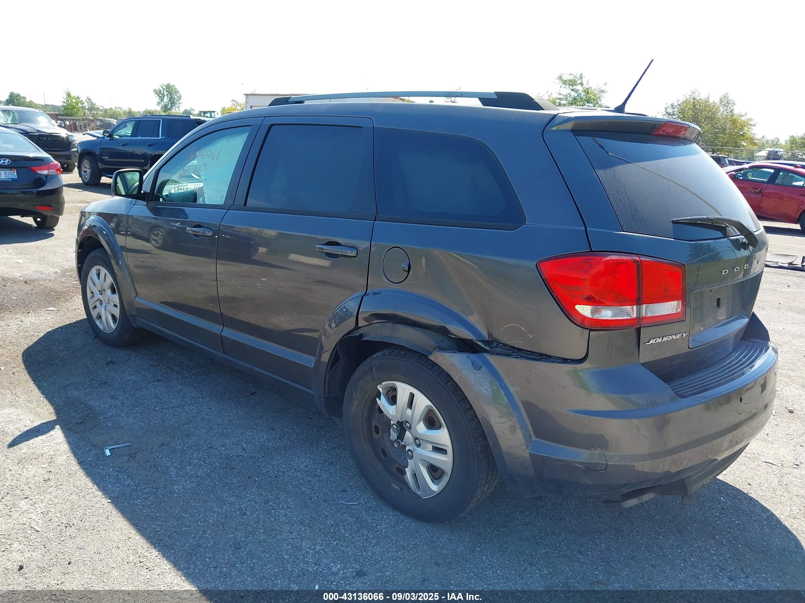 DODGE JOURNEY image 3