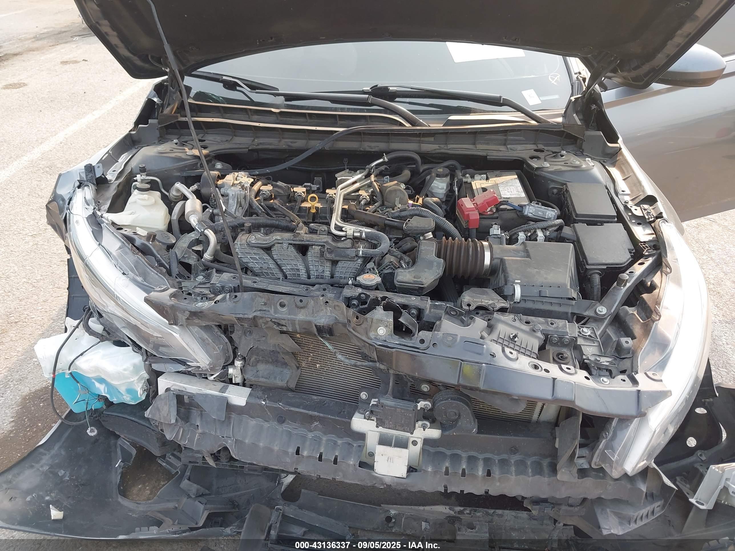 NISSAN ALTIMA image 10
