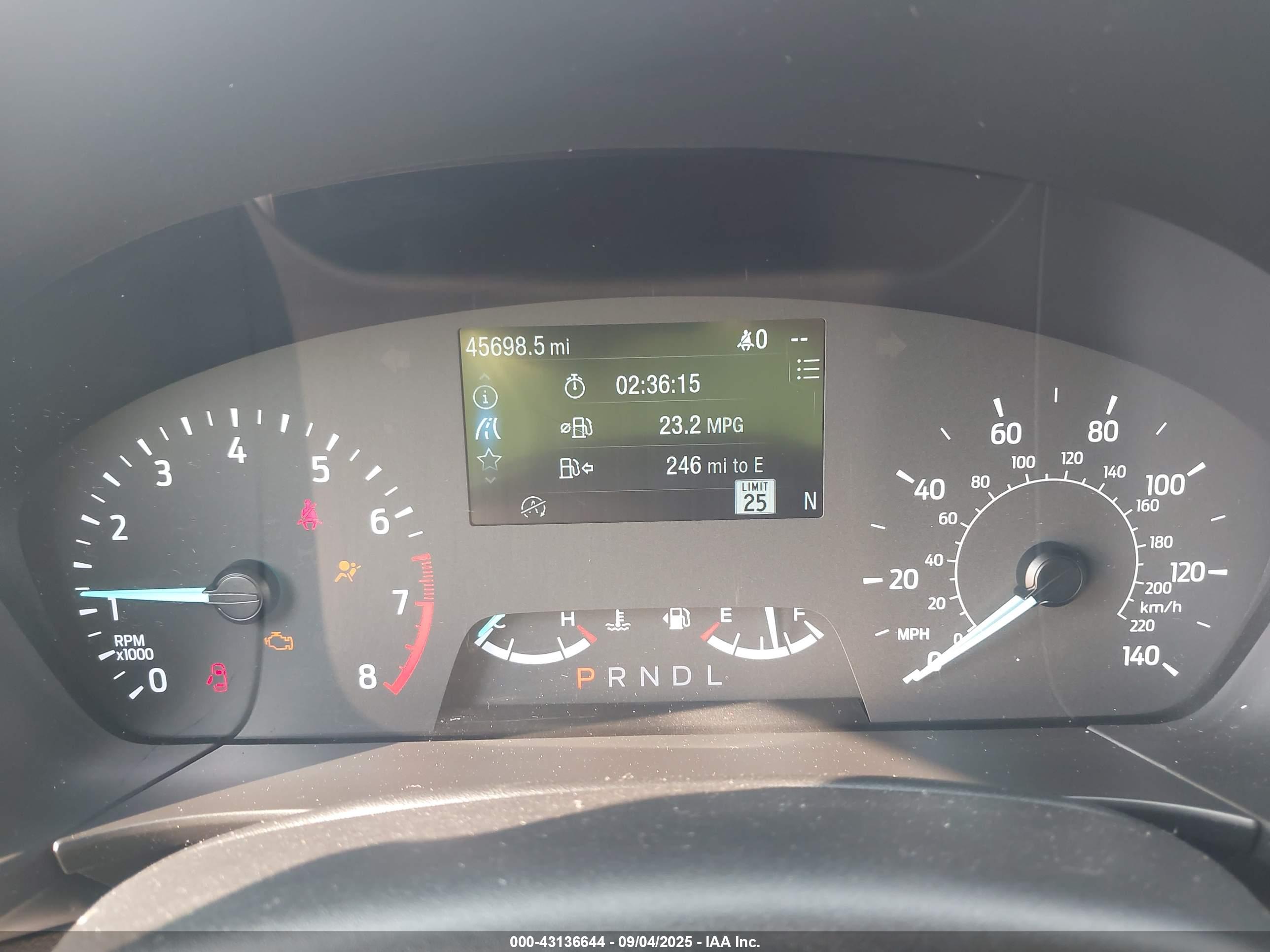 FORD ESCAPE image 7