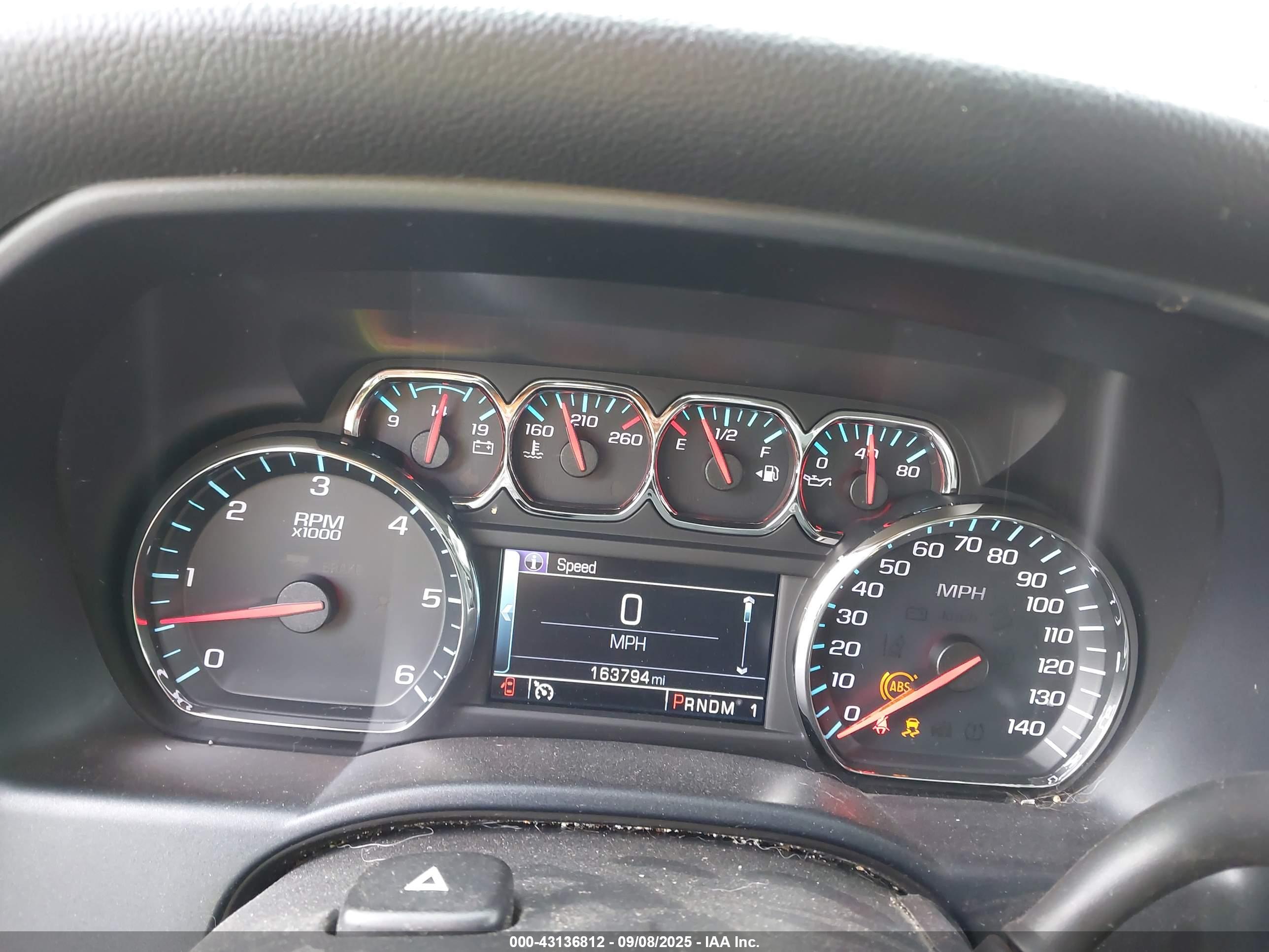 CHEVROLET SILVERADO image 7