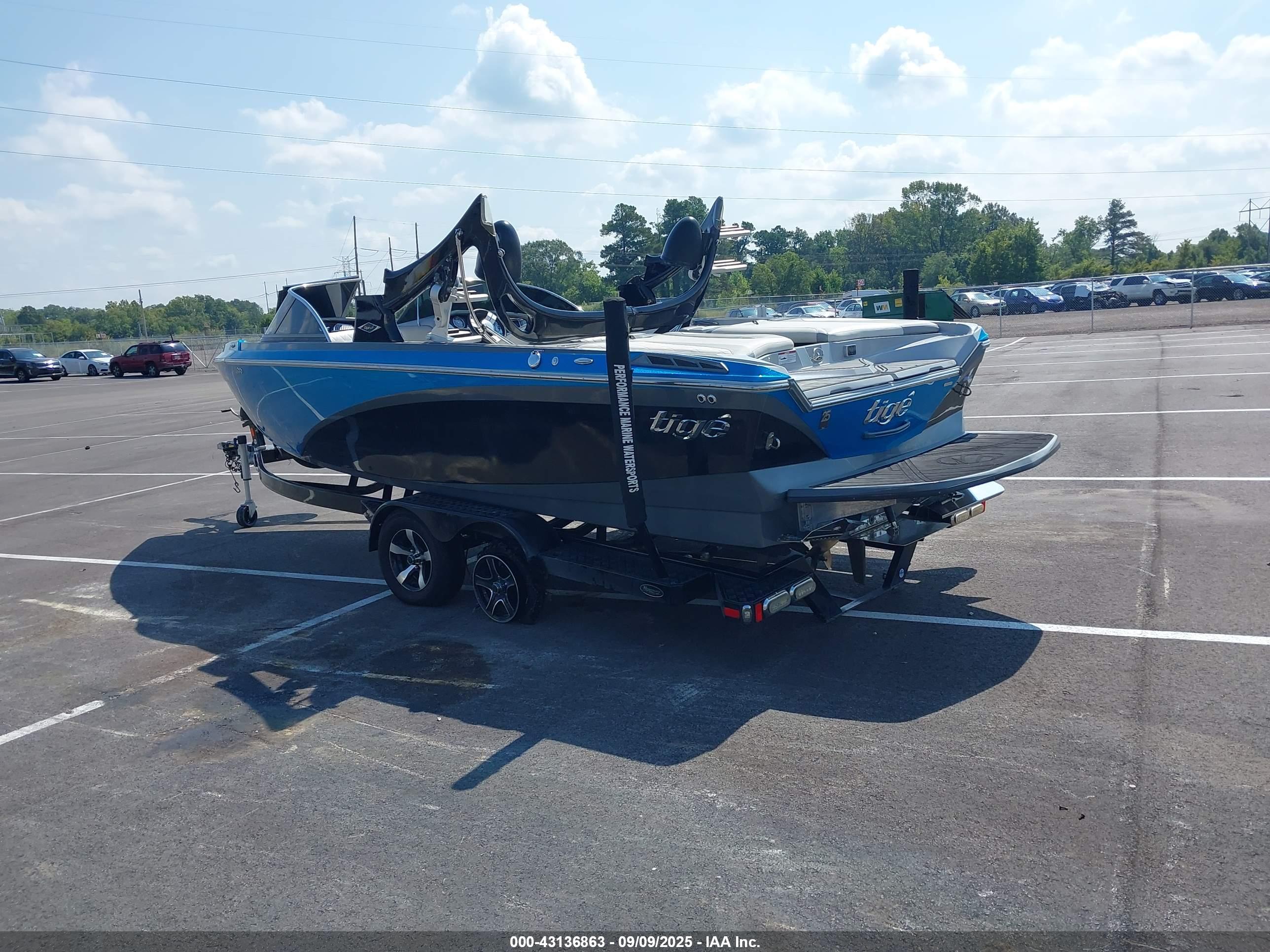 TIGE SKIBOAT image 3