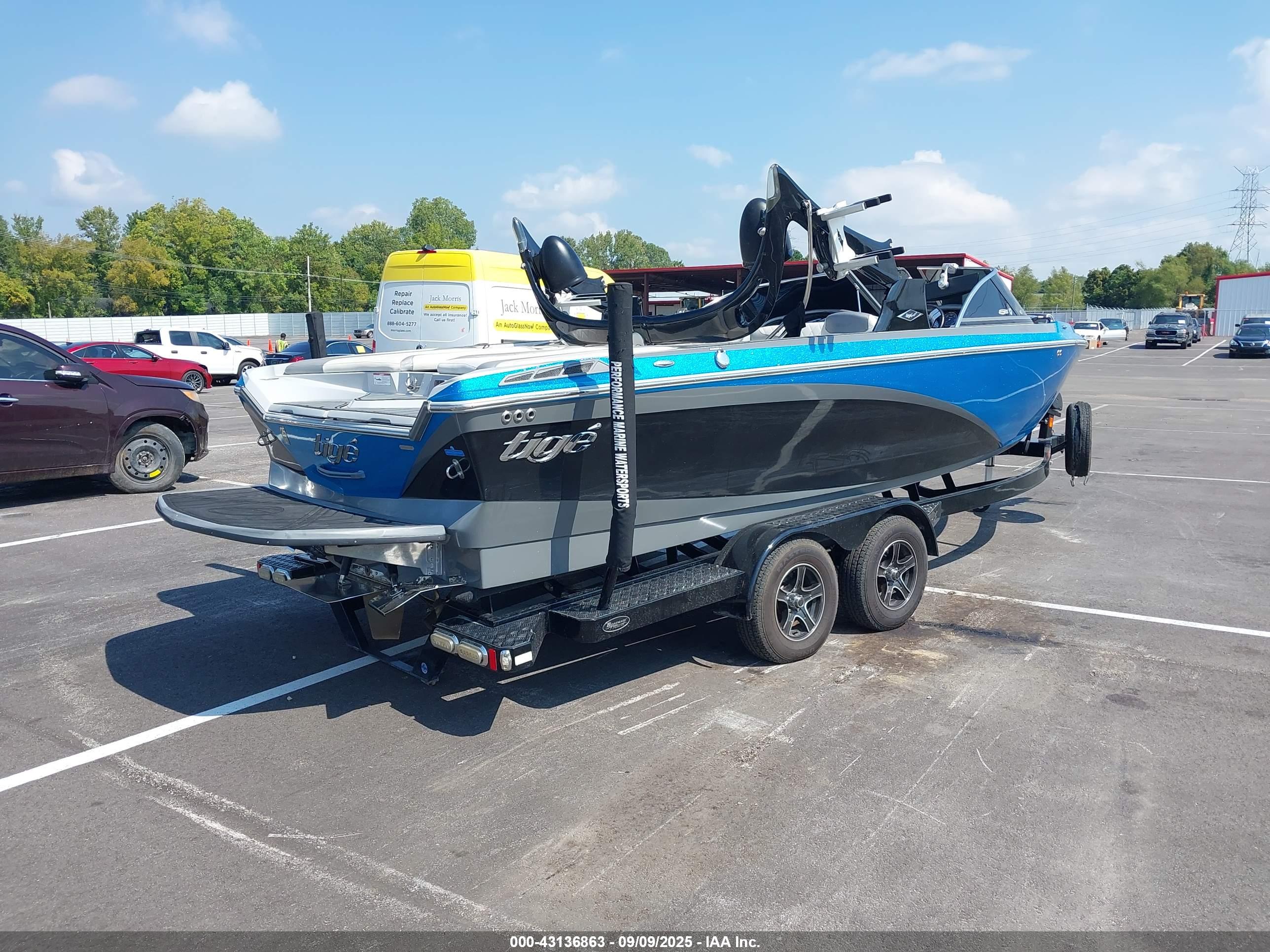TIGE SKIBOAT image 4