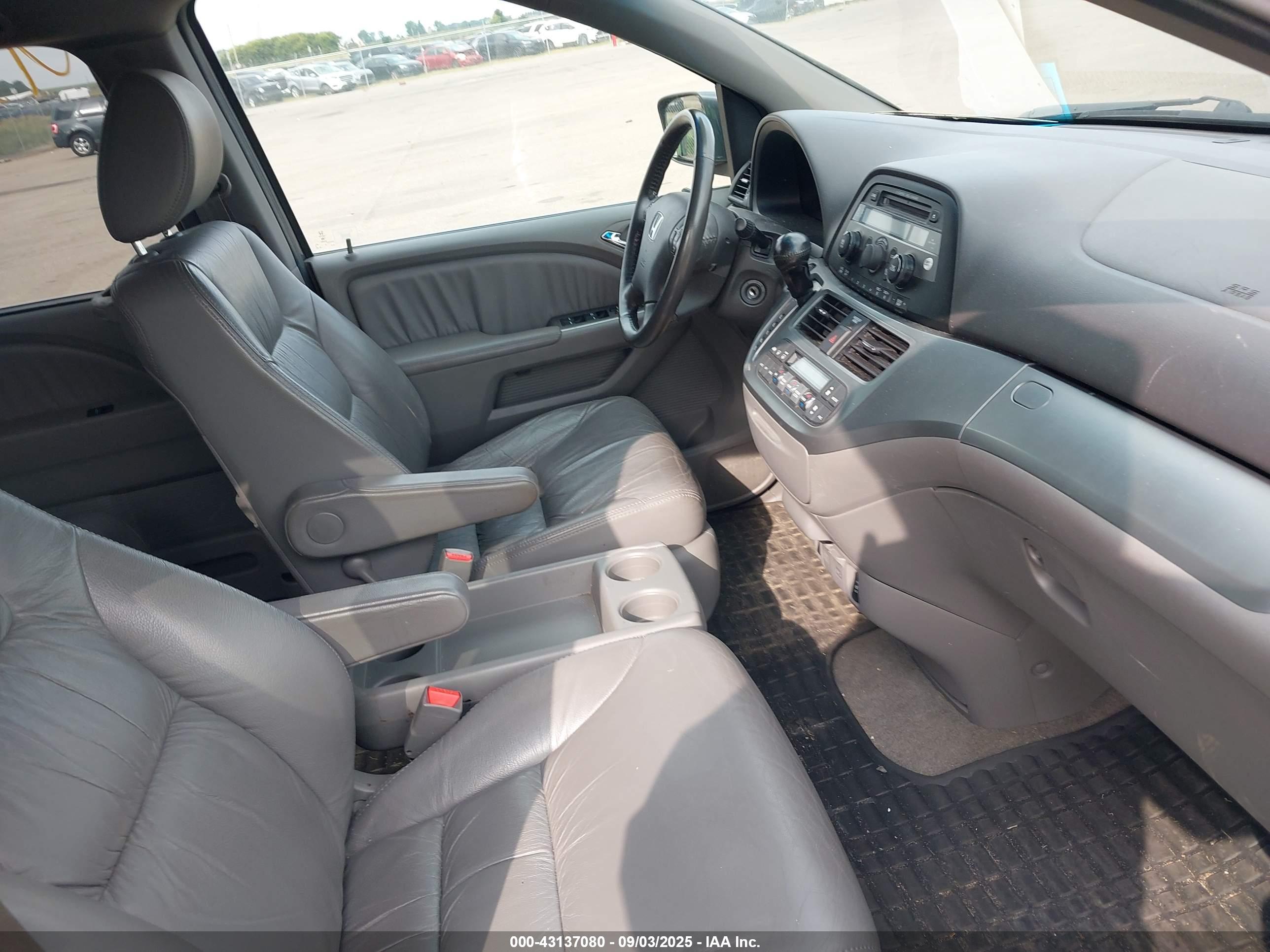 HONDA ODYSSEY image 5