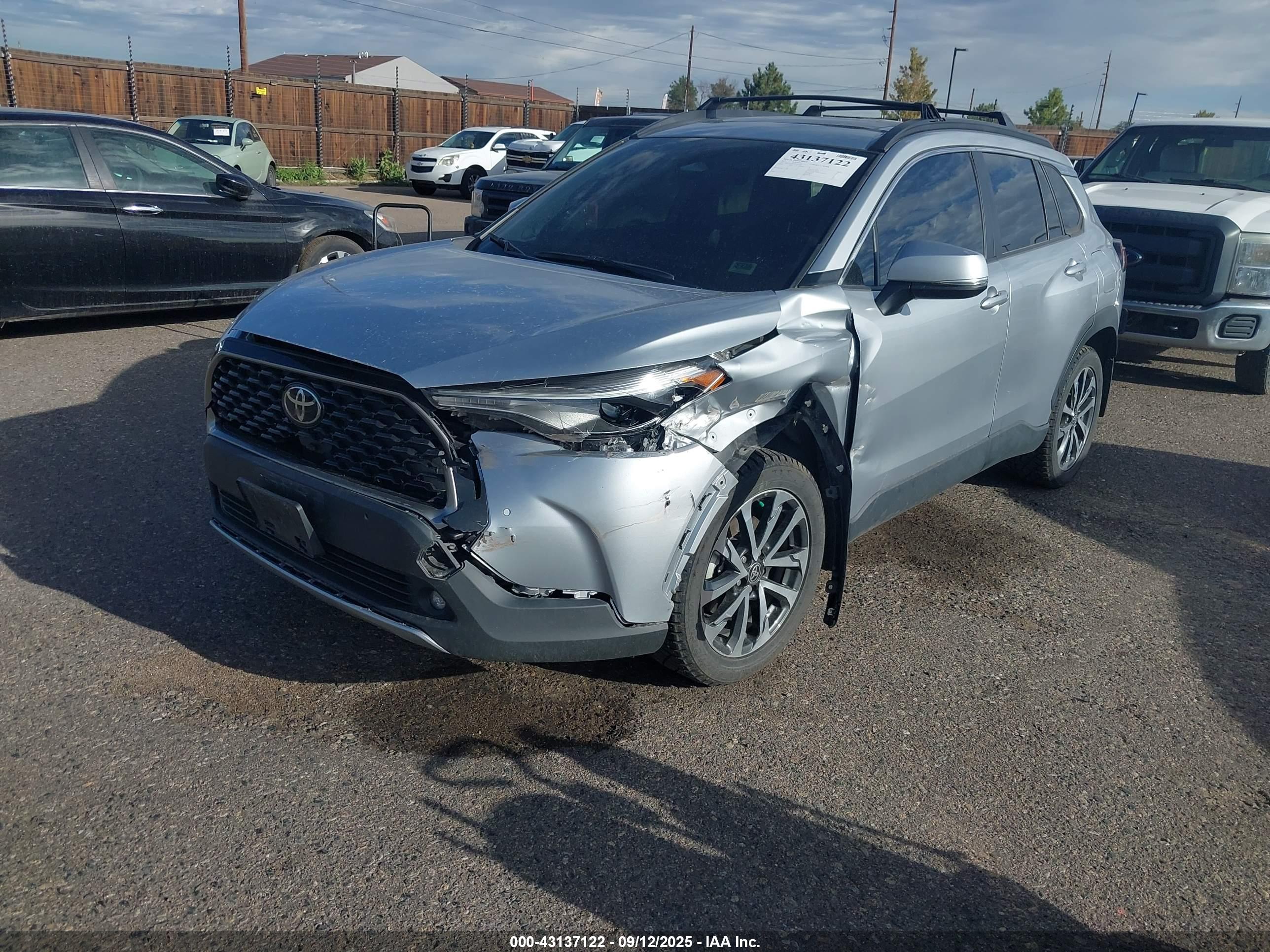 TOYOTA COROLLA image 2
