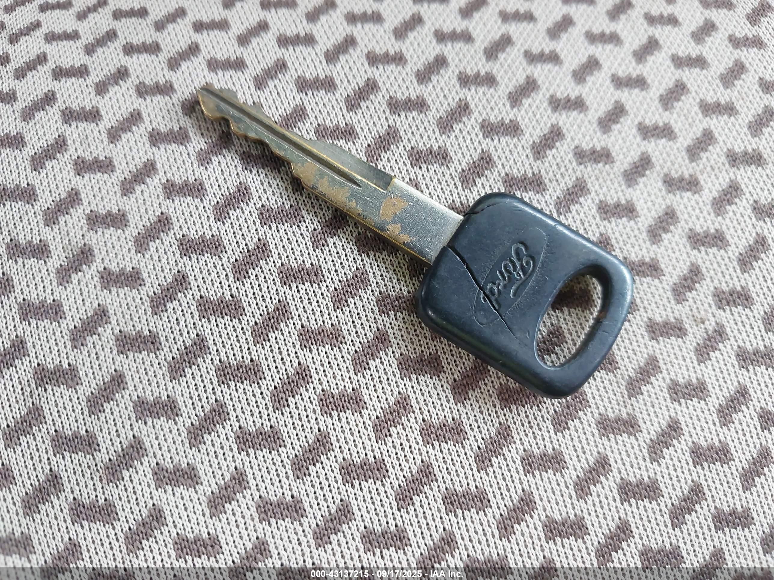 FORD E-450 image 11