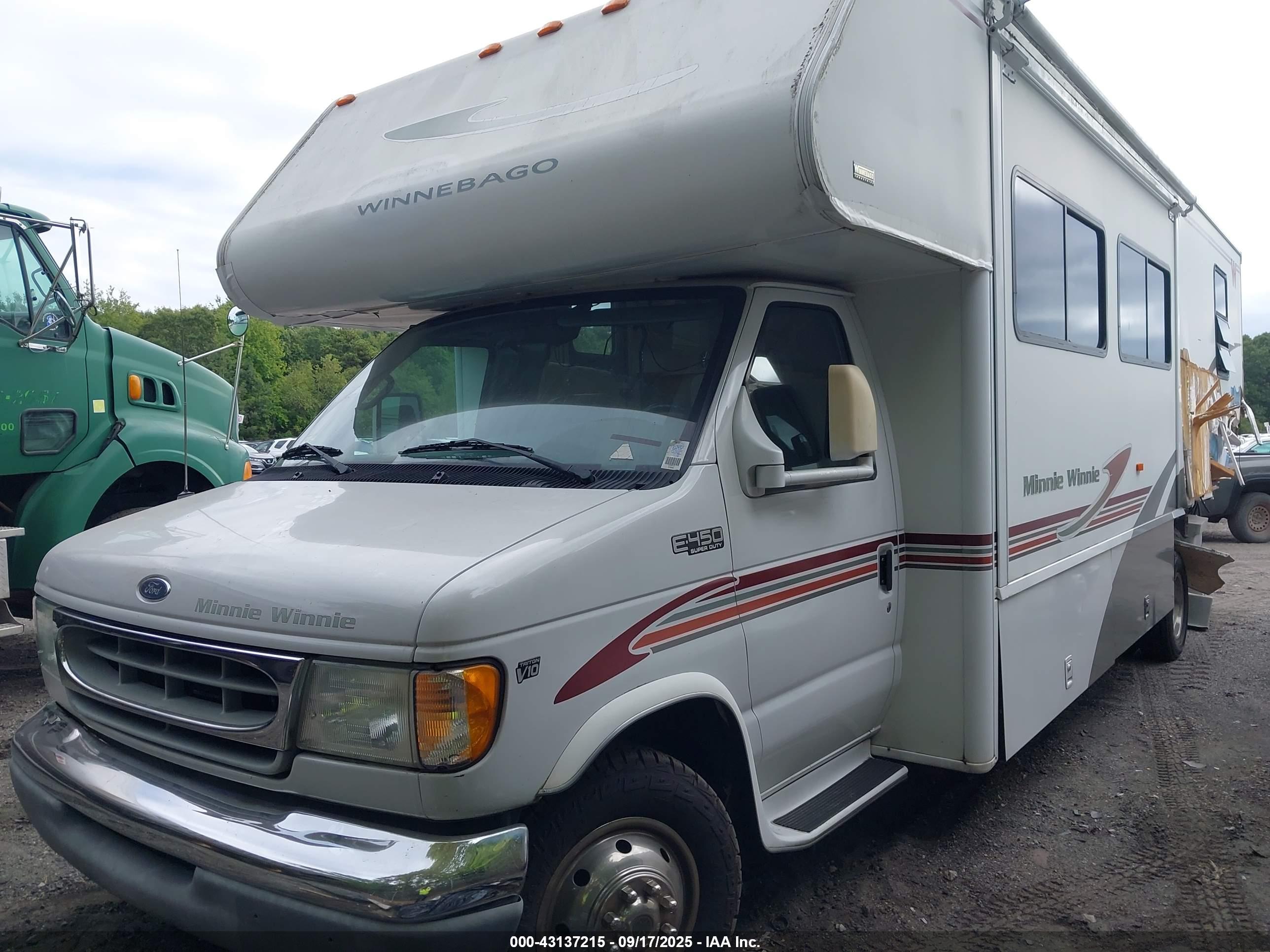 FORD E-450 image 2