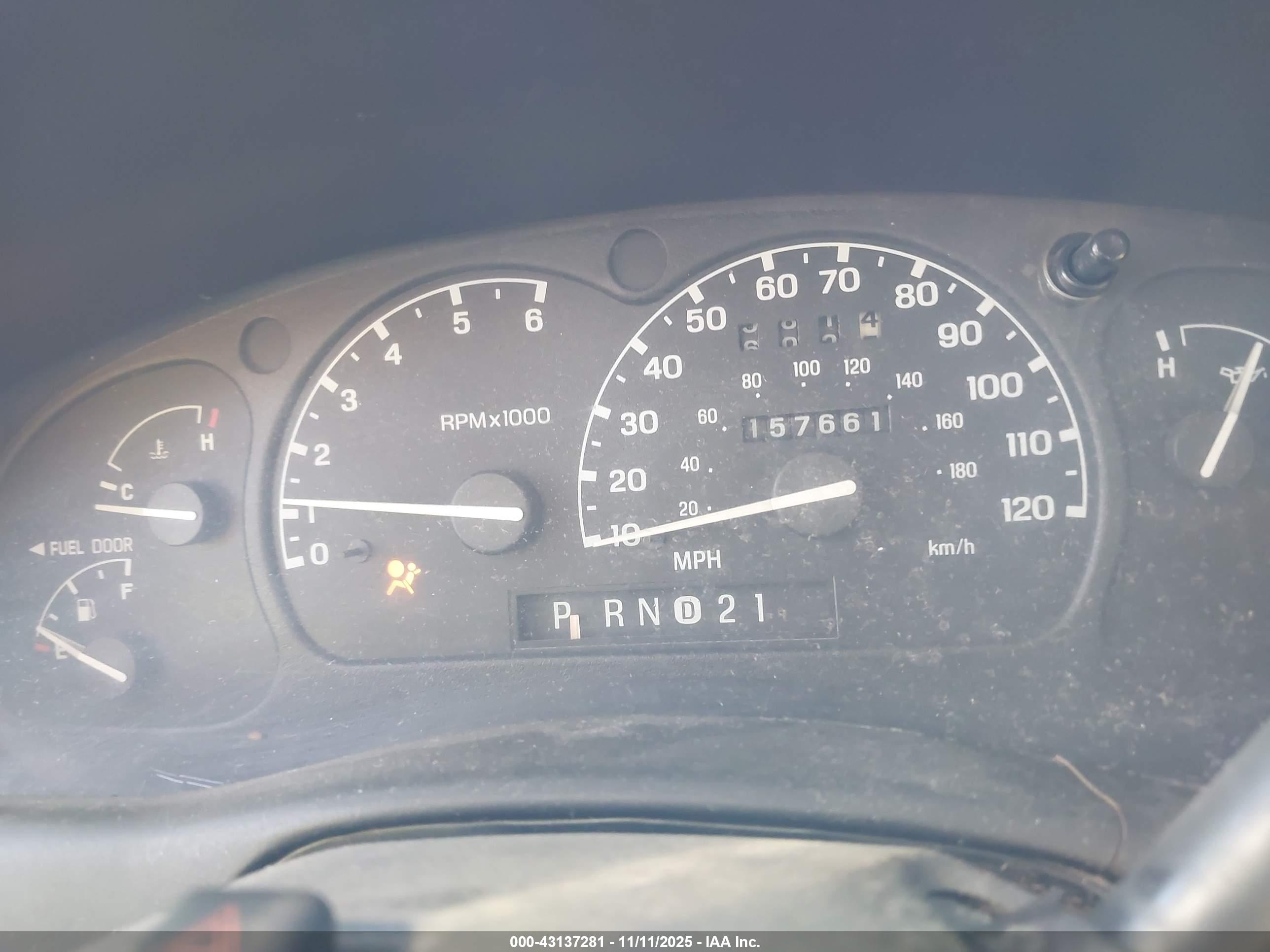 FORD EXPLORER image 7