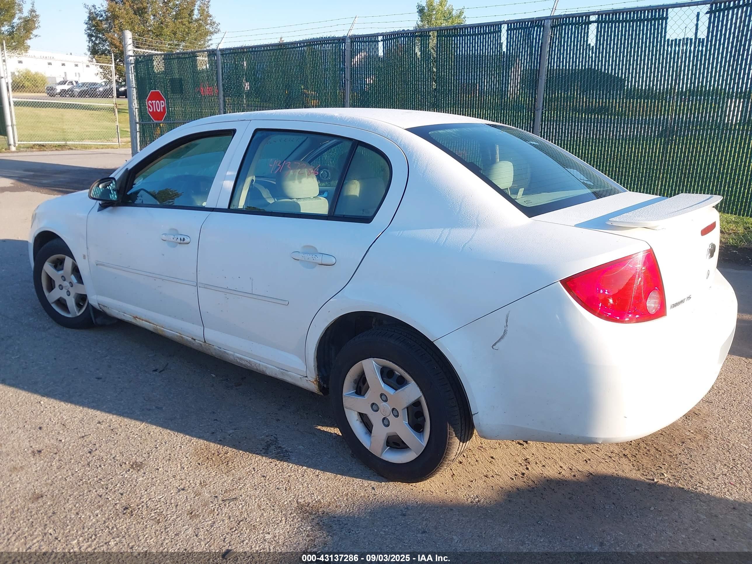 CHEVROLET COBALT image 3