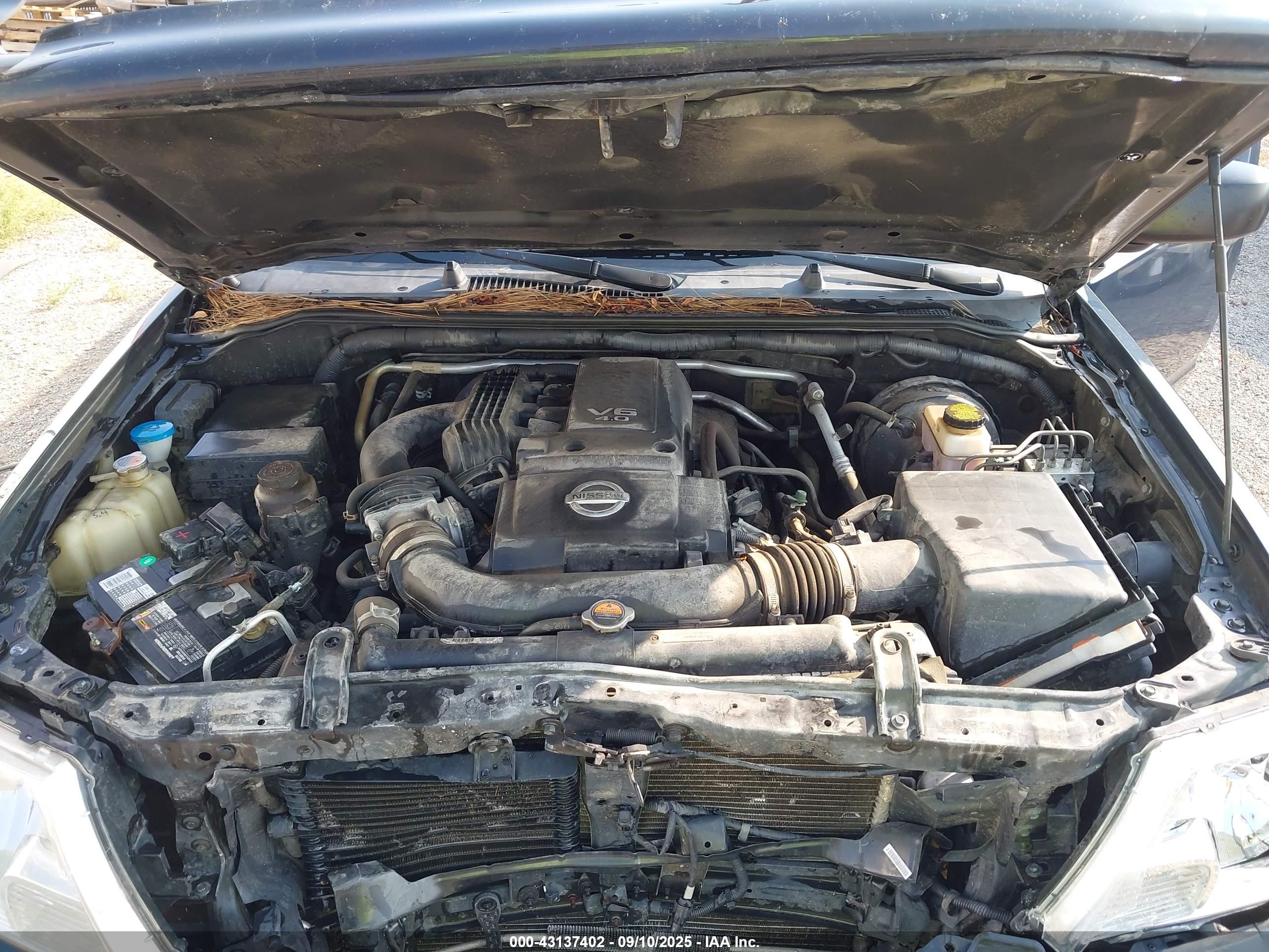 NISSAN FRONTIER image 10