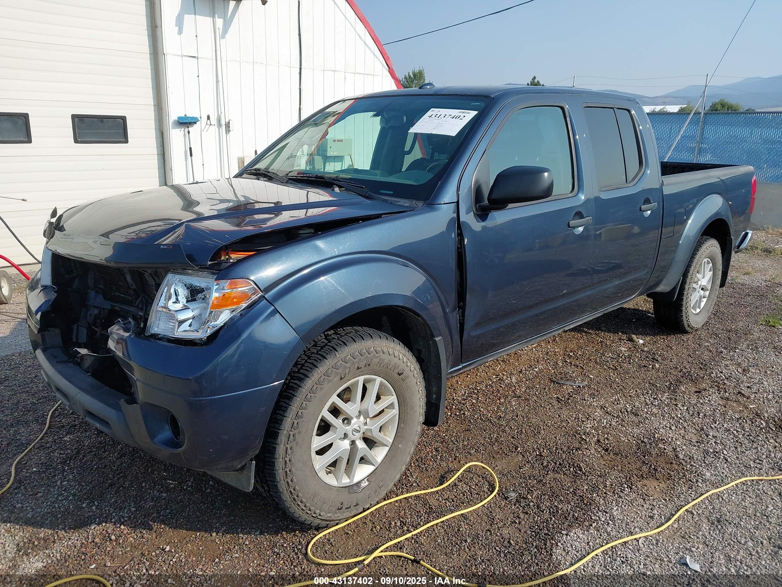 NISSAN FRONTIER image 2