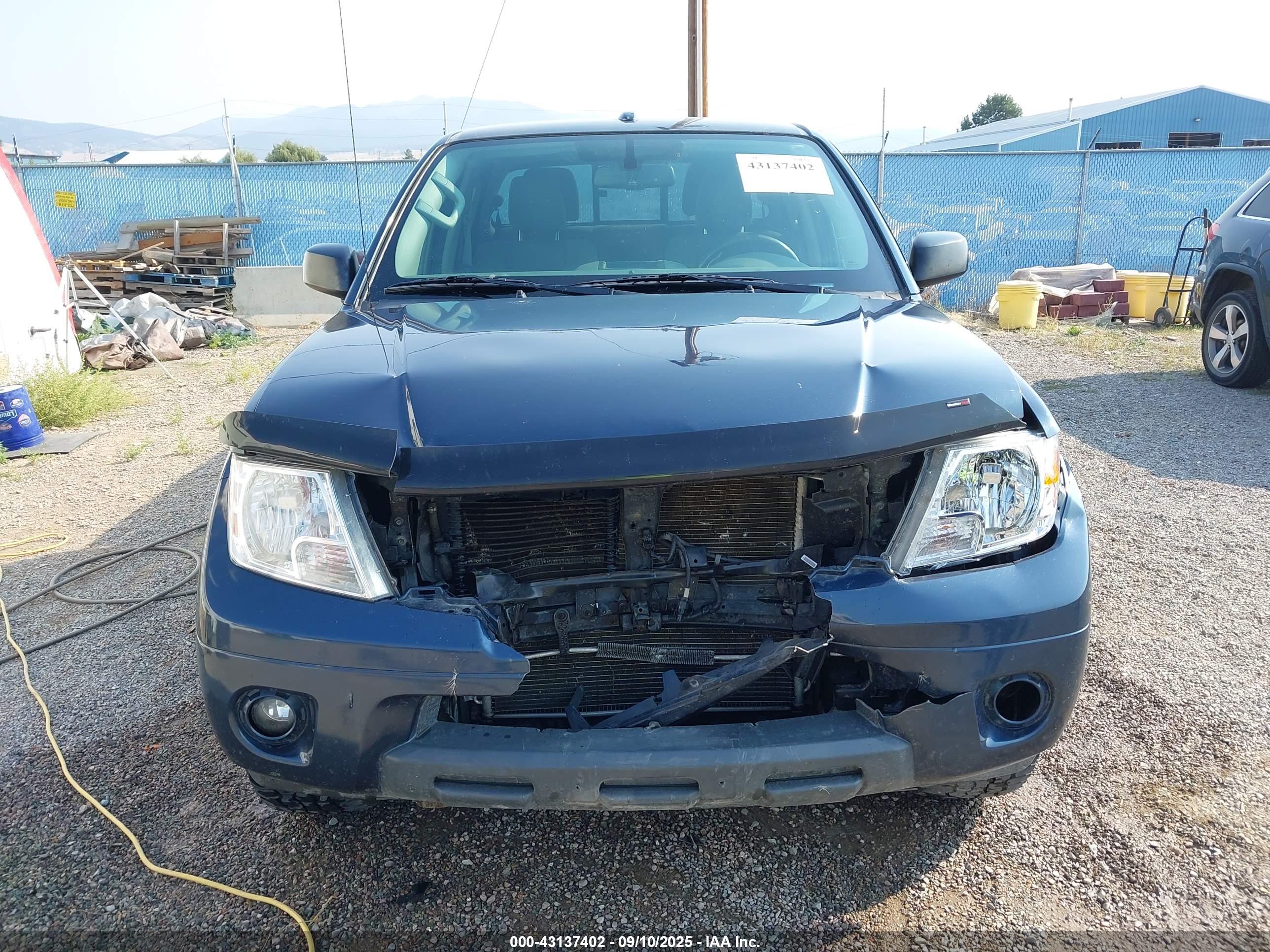NISSAN FRONTIER image 6