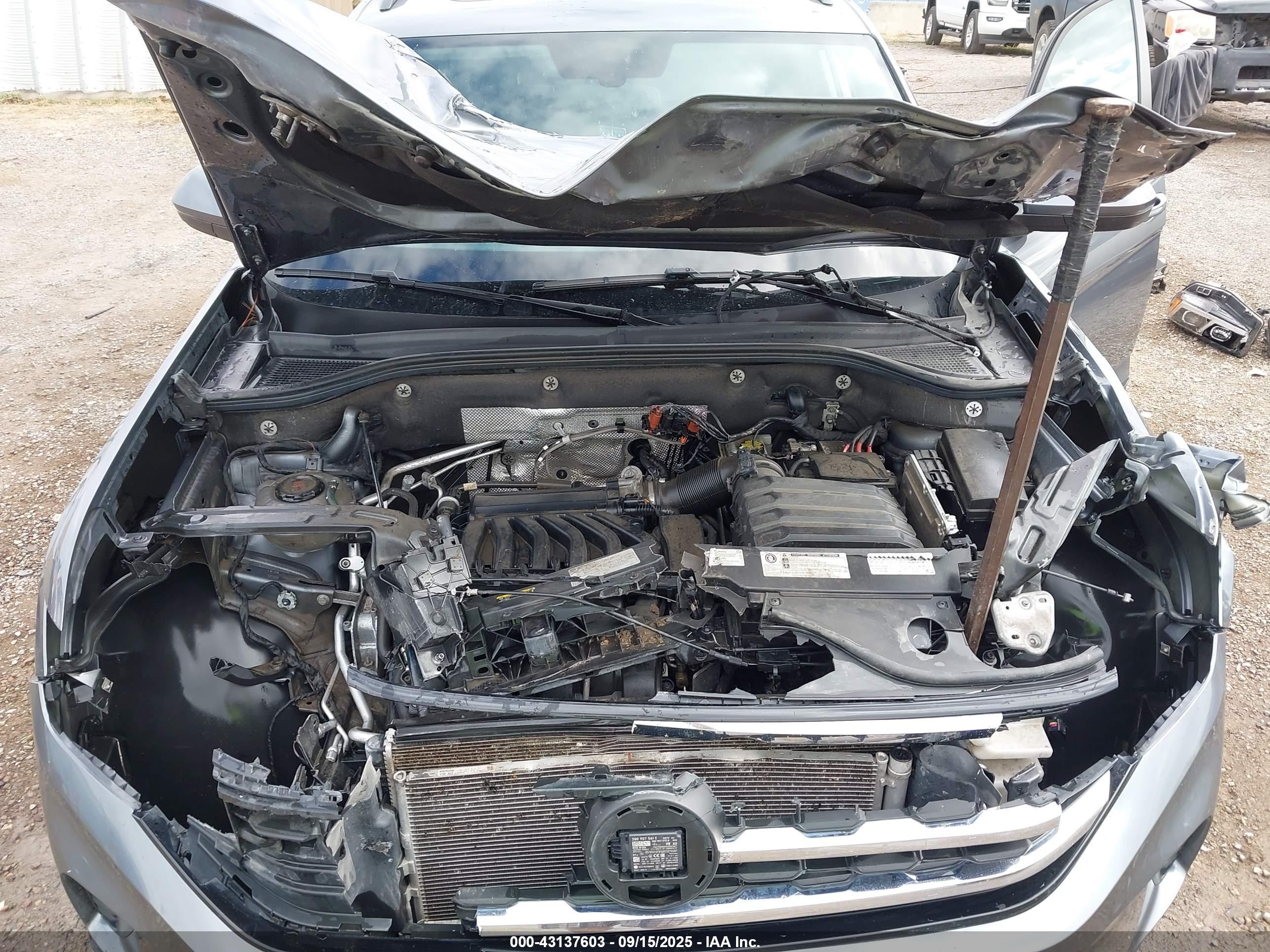 VOLKSWAGEN ATLAS image 10